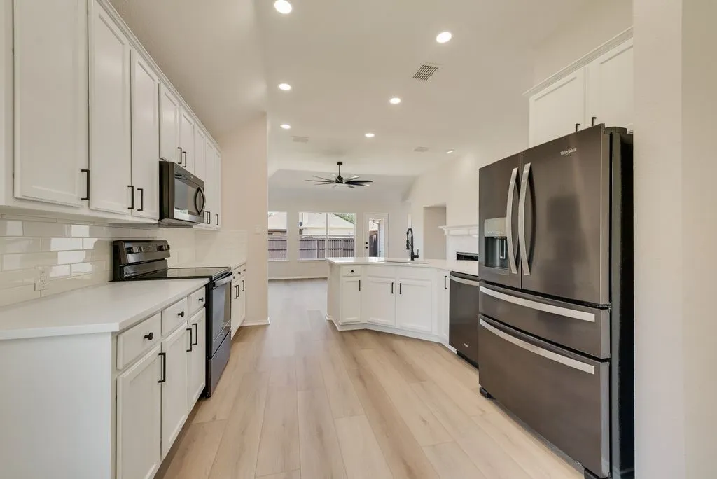 Single Family Residence For Sale in Collin County , 1521 Silver Spur Drive, Allen, Texas 75002, 4 Bedroom, 2 Bathroom, 2 Garage spaces, 2,029 Sqft, built in 2003, mls#21376877, Real Estate Agent in Allen, Homes For Sale in Collin county, Homes For Sale in Allen, Realtor in Allen Texas, Real Estate Brokerage Independent Realty Texas, Luminita Cordes Realtor