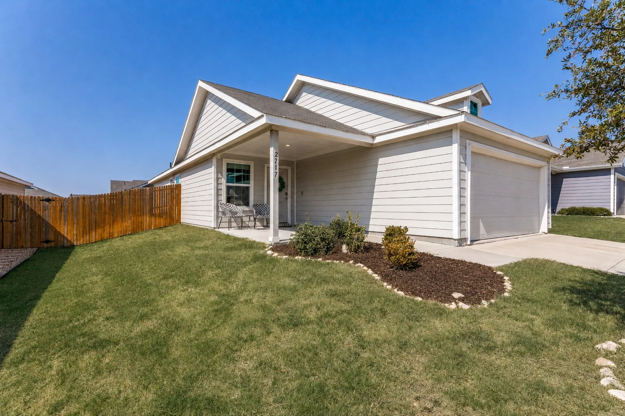 Single Family Residence For Sale in Tarrant County , 2717 Rosewater Lane, Fort Worth, Texas 76179, 3 Bedroom, 2 Bathroom, 2 Garage spaces, 1,320 Sqft, built in 2022, mls#21376391, Real Estate Agent in Fort Worth, Homes For Sale in Tarrant county, Homes For Sale in Fort Worth, Realtor in Fort Worth Texas, Real Estate Brokerage Independent Realty Texas, Luminita Cordes Realtor