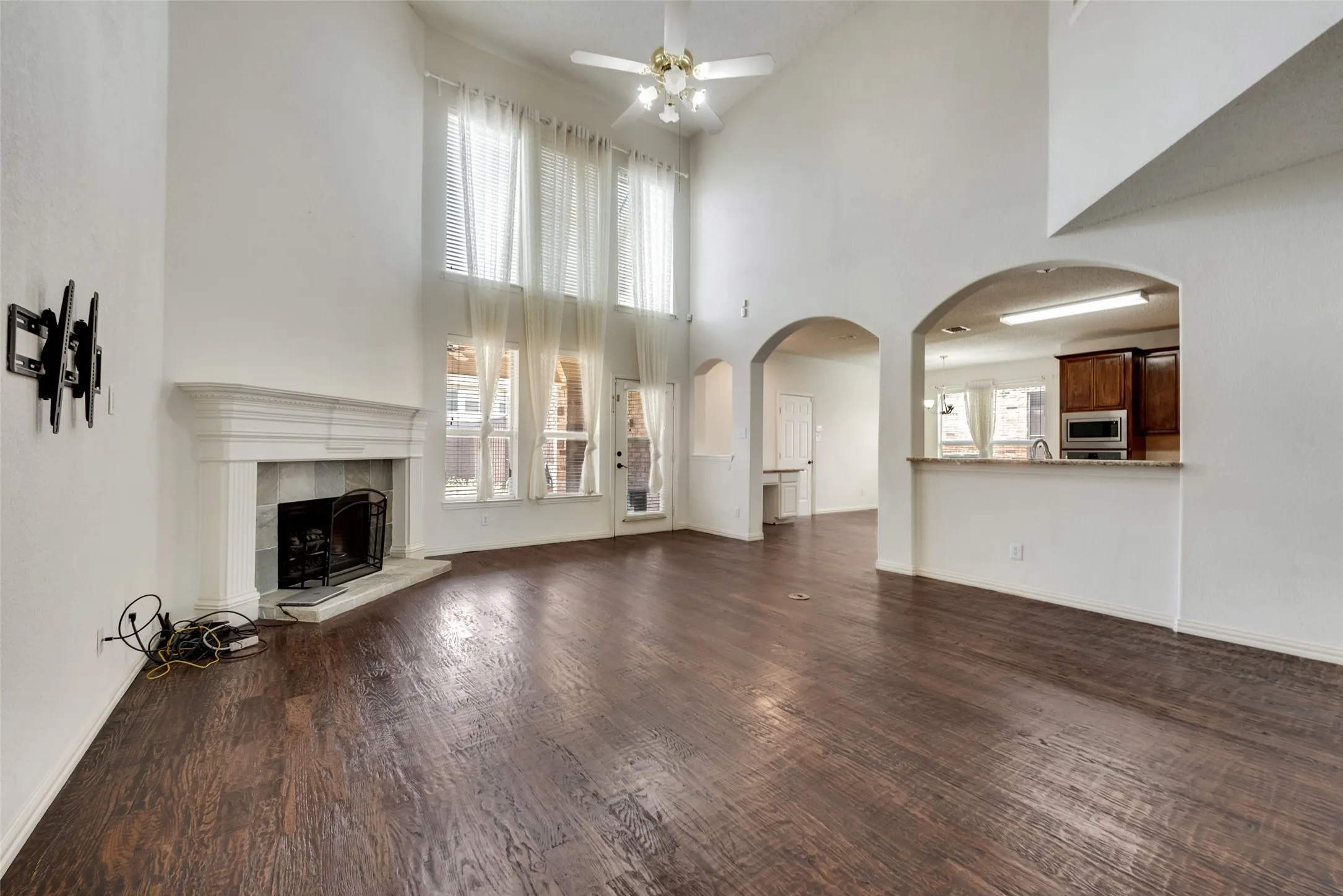 Single Family Residence For Rent in Collin County , 3532 Dripping Springs Drive, Plano, Texas 75025, 5 Bedroom, 4 Bathroom, 2 Garage spaces, 3,582 Sqft, built in 2000, mls#21377234, Real Estate Agent in Plano, Homes For Rent in Collin county, Homes For Rent in Plano, Realtor in Plano Texas, Real Estate Brokerage Independent Realty Texas, Luminita Cordes Realtor