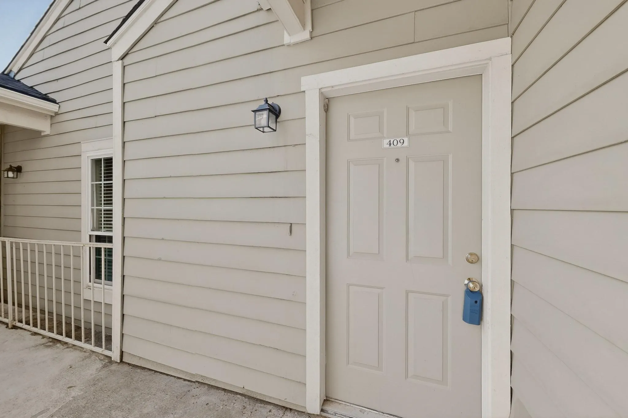 Condominium For Sale in Dallas County , 7151 Gaston Avenue 409, Dallas, Texas 75214, 1 Bedroom, 1 Bathroom, Garage spaces, 667 Sqft, built in 1984, mls#21377178, Real Estate Agent in Dallas, Homes For Sale in Dallas county, Homes For Sale in Dallas, Realtor in Dallas Texas, Real Estate Brokerage Independent Realty Texas, Luminita Cordes Realtor