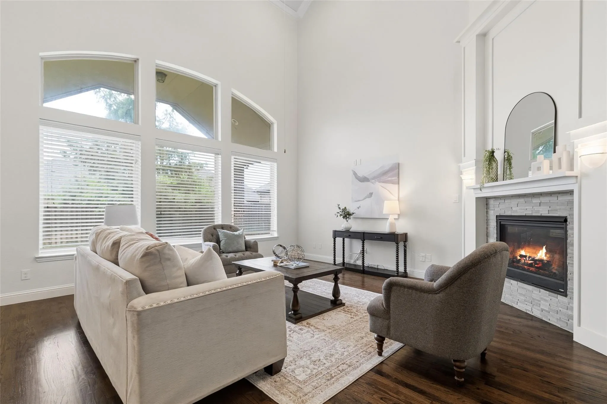 Single Family Residence For Rent in Collin County , 14841 Germantown Lane, Frisco, Texas 75035, 4 Bedroom, 5 Bathroom, 2 Garage spaces, 3,417 Sqft, built in 2016, mls#21377164, Real Estate Agent in Frisco, Homes For Rent in Collin county, Homes For Rent in Frisco, Realtor in Frisco Texas, Real Estate Brokerage Independent Realty Texas, Luminita Cordes Realtor