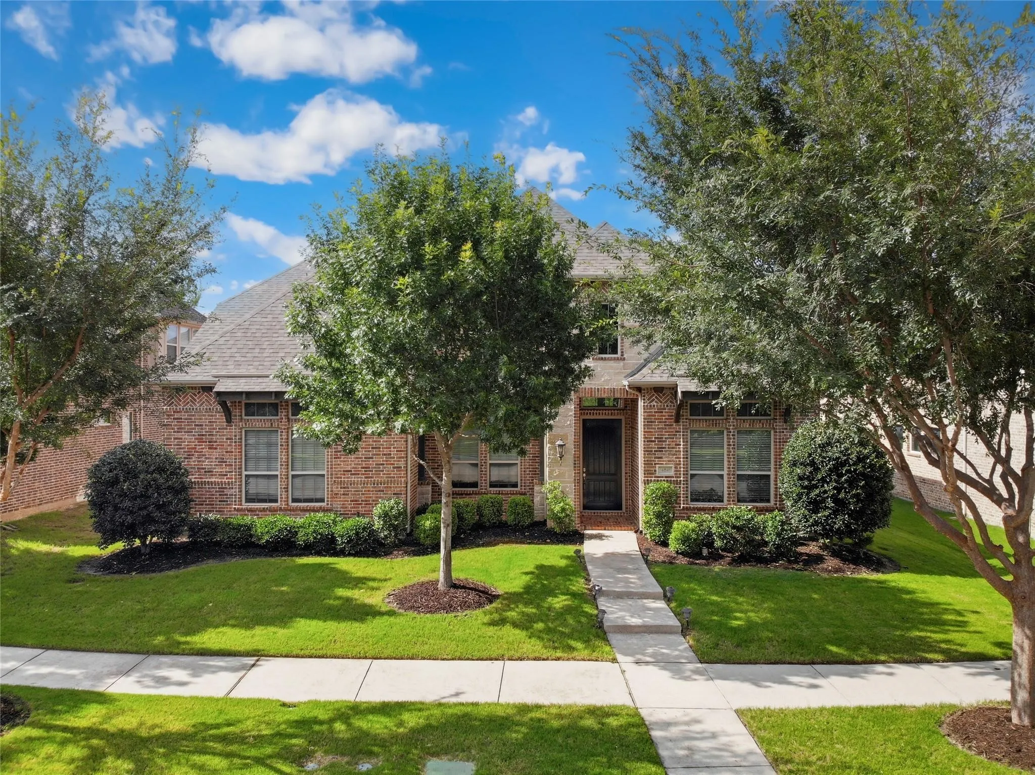 Single Family Residence For Rent in Collin County , 14841 Germantown Lane, Frisco, Texas 75035, 4 Bedroom, 5 Bathroom, 2 Garage spaces, 3,417 Sqft, built in 2016, mls#21377164, Real Estate Agent in Frisco, Homes For Rent in Collin county, Homes For Rent in Frisco, Realtor in Frisco Texas, Real Estate Brokerage Independent Realty Texas, Luminita Cordes Realtor