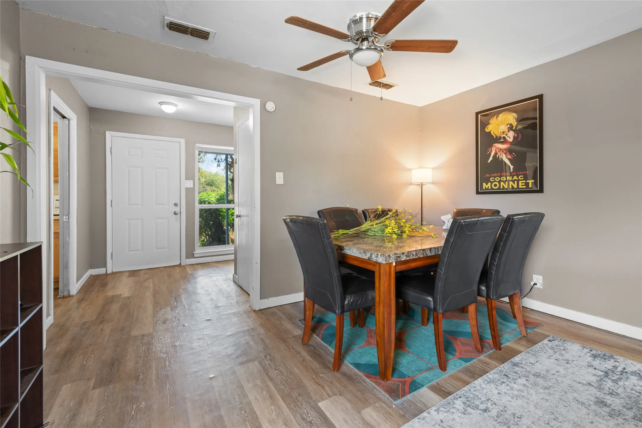 Single Family Residence For Sale in Taylor County , 1134 S Pioneer Drive, Abilene, Texas 79605, 2 Bedroom, 1 Bathroom, Garage spaces, 1,077 Sqft, built in 1954, mls#21373819, Real Estate Agent in Abilene, Homes For Sale in Taylor county, Homes For Sale in Abilene, Realtor in Abilene Texas, Real Estate Brokerage Independent Realty Texas, Luminita Cordes Realtor