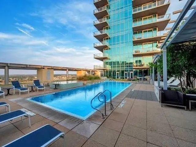 Single Family Residence For Sale in Tarrant County , 1301 Throckmorton Street 1805, Fort Worth, Texas 76102, 2 Bedroom, 2 Bathroom, 2 Garage spaces, 1,476 Sqft, built in 2008, mls#21377258, Real Estate Agent in Fort Worth, Homes For Sale in Tarrant county, Homes For Sale in Fort Worth, Realtor in Fort Worth Texas, Real Estate Brokerage Independent Realty Texas, Luminita Cordes Realtor