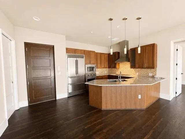 Single Family Residence For Sale in Tarrant County , 1301 Throckmorton Street 1805, Fort Worth, Texas 76102, 2 Bedroom, 2 Bathroom, 2 Garage spaces, 1,476 Sqft, built in 2008, mls#21377258, Real Estate Agent in Fort Worth, Homes For Sale in Tarrant county, Homes For Sale in Fort Worth, Realtor in Fort Worth Texas, Real Estate Brokerage Independent Realty Texas, Luminita Cordes Realtor