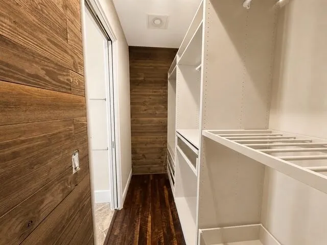 Single Family Residence For Sale in Tarrant County , 1301 Throckmorton Street 1805, Fort Worth, Texas 76102, 2 Bedroom, 2 Bathroom, 2 Garage spaces, 1,476 Sqft, built in 2008, mls#21377258, Real Estate Agent in Fort Worth, Homes For Sale in Tarrant county, Homes For Sale in Fort Worth, Realtor in Fort Worth Texas, Real Estate Brokerage Independent Realty Texas, Luminita Cordes Realtor