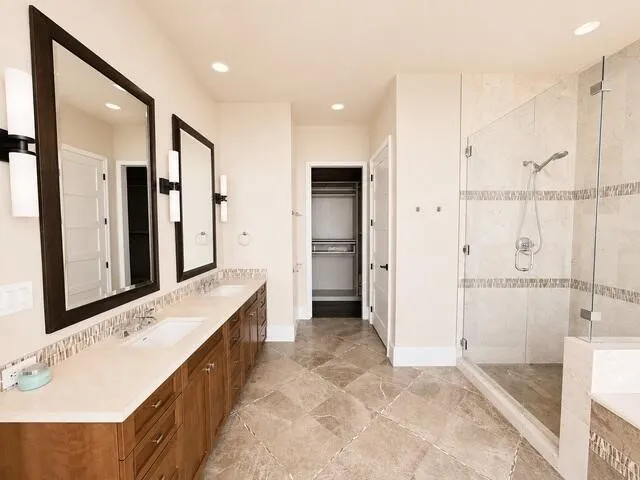 Single Family Residence For Sale in Tarrant County , 1301 Throckmorton Street 1805, Fort Worth, Texas 76102, 2 Bedroom, 2 Bathroom, 2 Garage spaces, 1,476 Sqft, built in 2008, mls#21377258, Real Estate Agent in Fort Worth, Homes For Sale in Tarrant county, Homes For Sale in Fort Worth, Realtor in Fort Worth Texas, Real Estate Brokerage Independent Realty Texas, Luminita Cordes Realtor