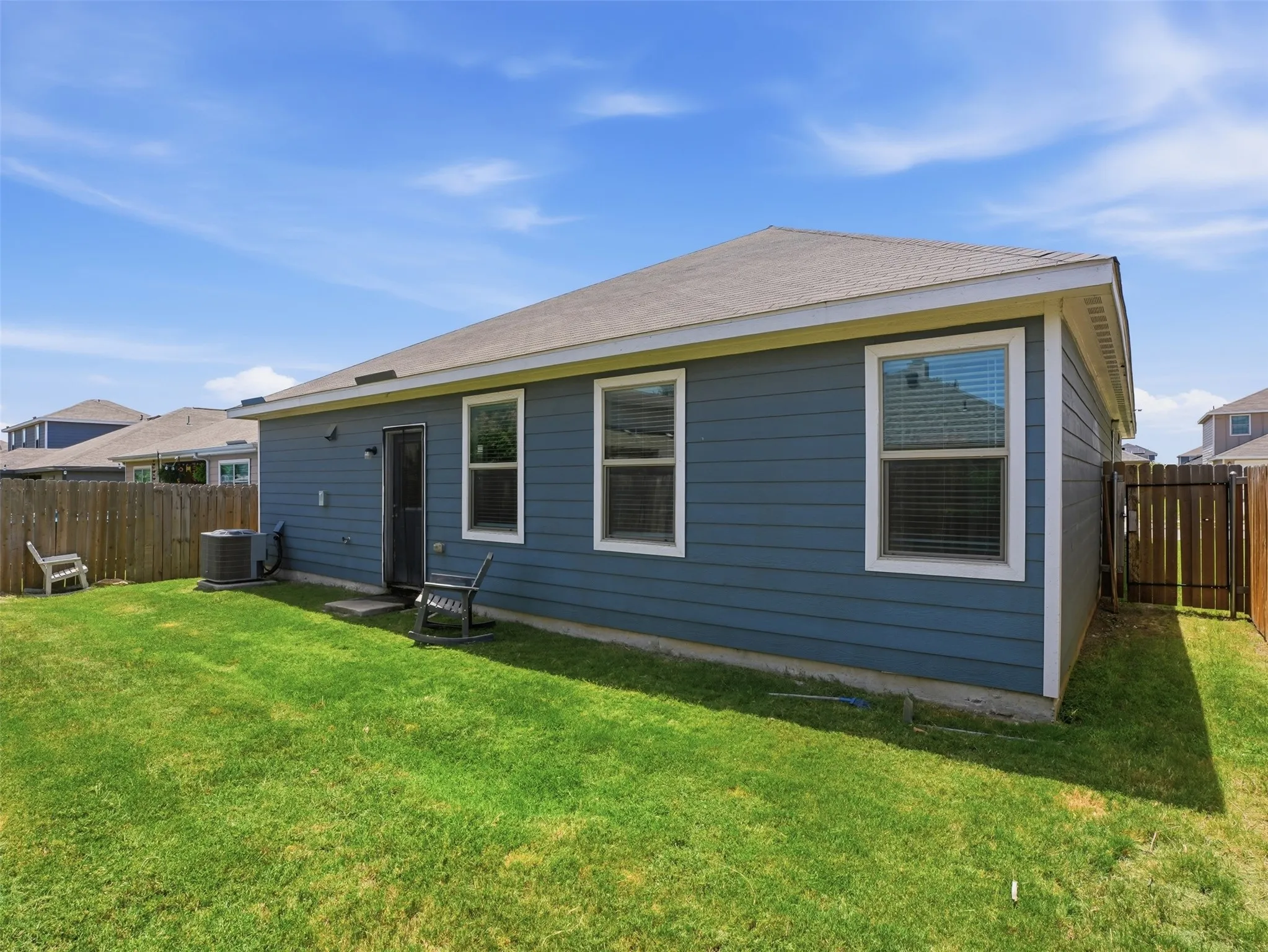 Single Family Residence For Rent in Tarrant County , 8524 Buck Mountain Pass, Fort Worth, Texas 76179, 4 Bedroom, 2 Bathroom, 2 Garage spaces, 1,698 Sqft, built in 2020, mls#21377261, Real Estate Agent in Fort Worth, Homes For Rent in Tarrant county, Homes For Rent in Fort Worth, Realtor in Fort Worth Texas, Real Estate Brokerage Independent Realty Texas, Luminita Cordes Realtor