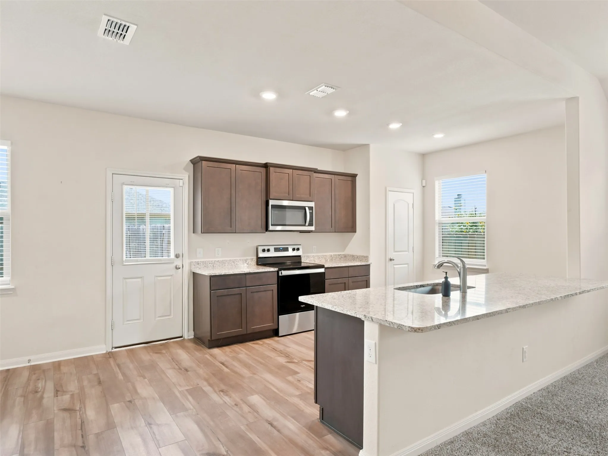 Single Family Residence For Rent in Tarrant County , 8524 Buck Mountain Pass, Fort Worth, Texas 76179, 4 Bedroom, 2 Bathroom, 2 Garage spaces, 1,698 Sqft, built in 2020, mls#21377261, Real Estate Agent in Fort Worth, Homes For Rent in Tarrant county, Homes For Rent in Fort Worth, Realtor in Fort Worth Texas, Real Estate Brokerage Independent Realty Texas, Luminita Cordes Realtor