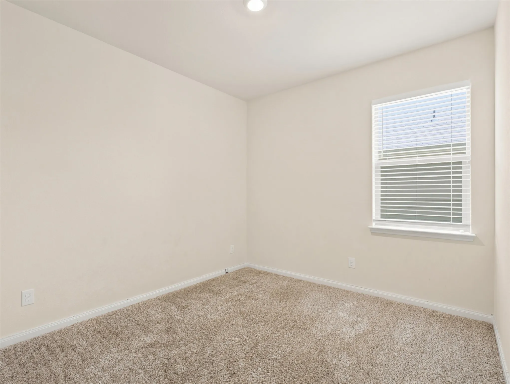 Single Family Residence For Rent in Tarrant County , 8524 Buck Mountain Pass, Fort Worth, Texas 76179, 4 Bedroom, 2 Bathroom, 2 Garage spaces, 1,698 Sqft, built in 2020, mls#21377261, Real Estate Agent in Fort Worth, Homes For Rent in Tarrant county, Homes For Rent in Fort Worth, Realtor in Fort Worth Texas, Real Estate Brokerage Independent Realty Texas, Luminita Cordes Realtor
