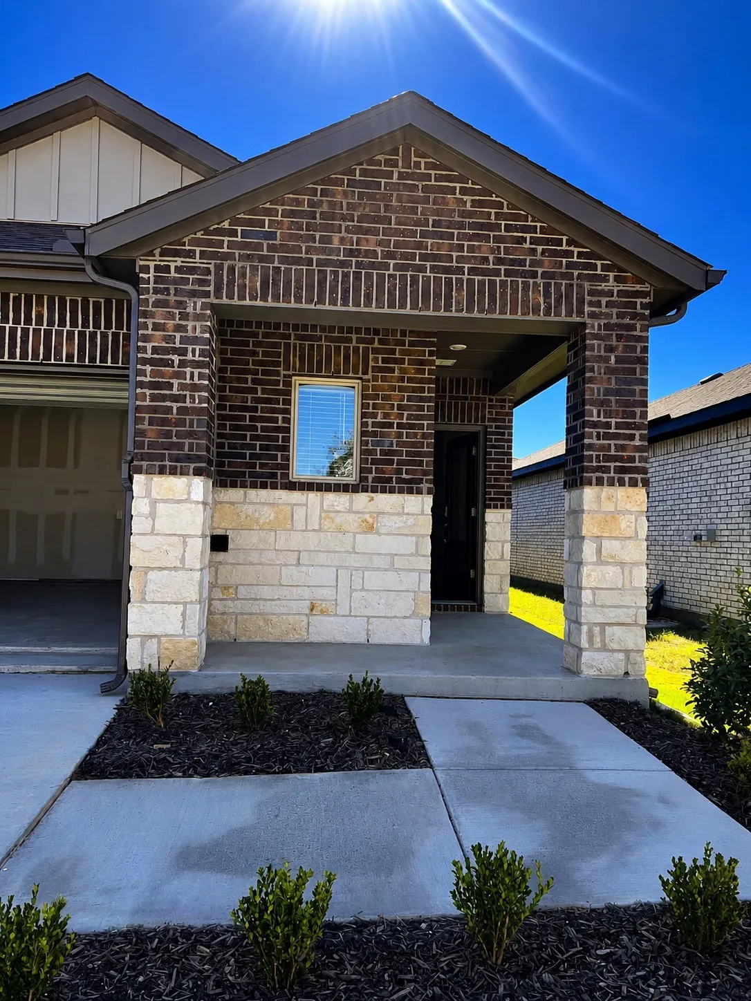 Single Family Residence For Rent in Collin County , 3305 Sedge Grass, Melissa, Texas 75454, 3 Bedroom, 2 Bathroom, 2 Garage spaces, 1,533 Sqft, built in 2023, mls#21376115, Real Estate Agent in Melissa, Homes For Rent in Collin county, Homes For Rent in Melissa, Realtor in Melissa Texas, Real Estate Brokerage Independent Realty Texas, Luminita Cordes Realtor