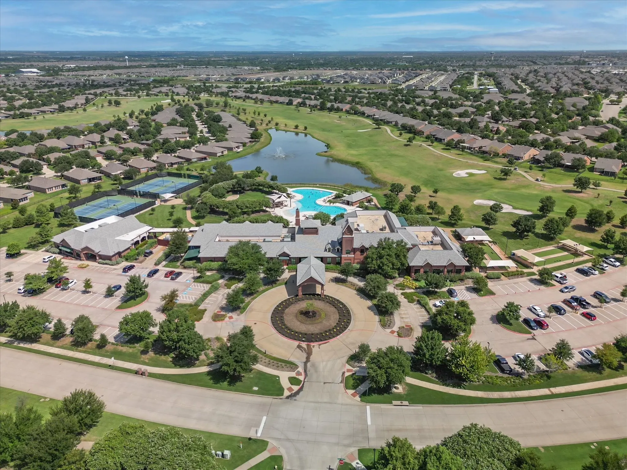 Private 10,000+ sq ft clubhouse