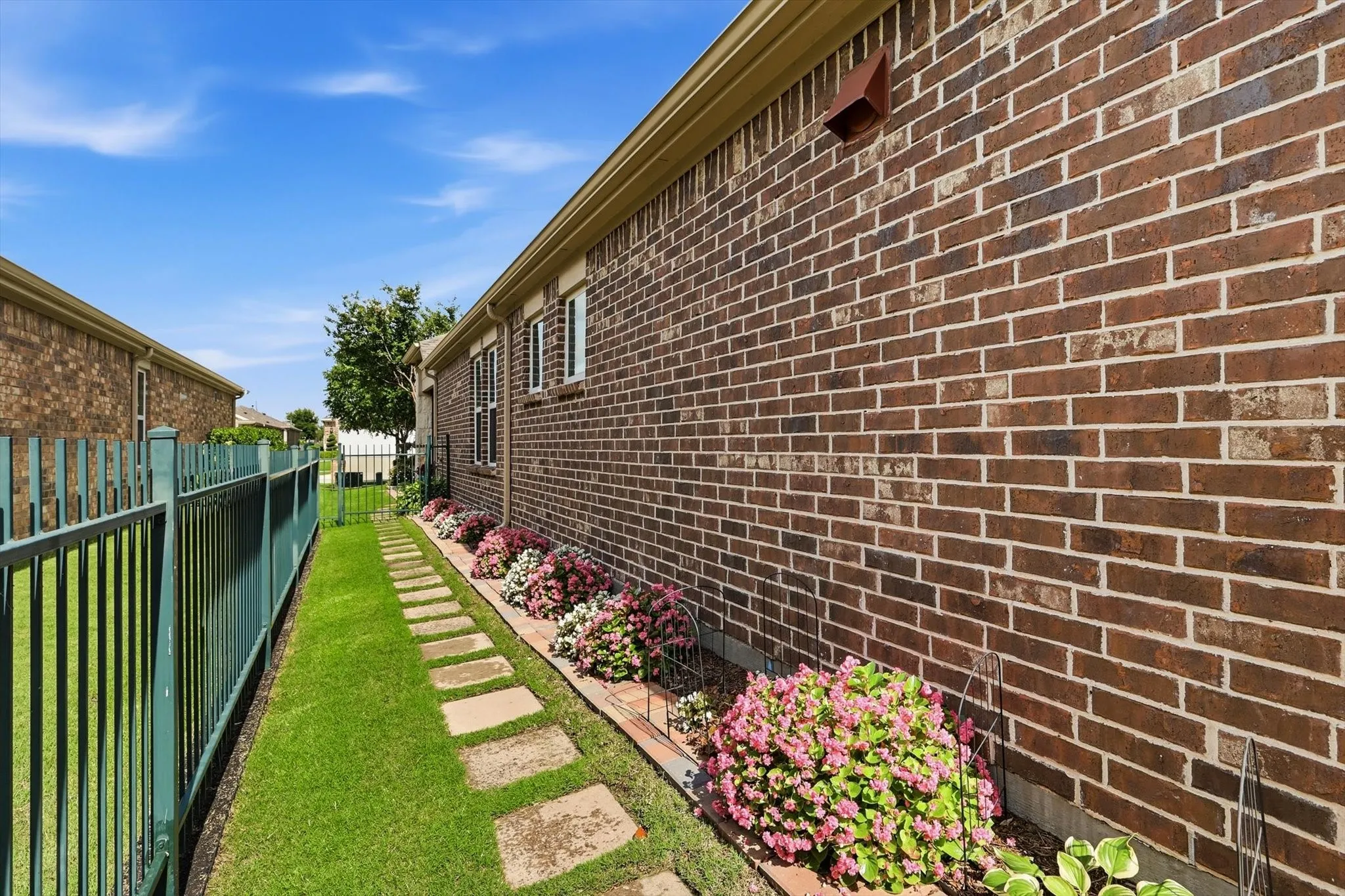 Path to front yard