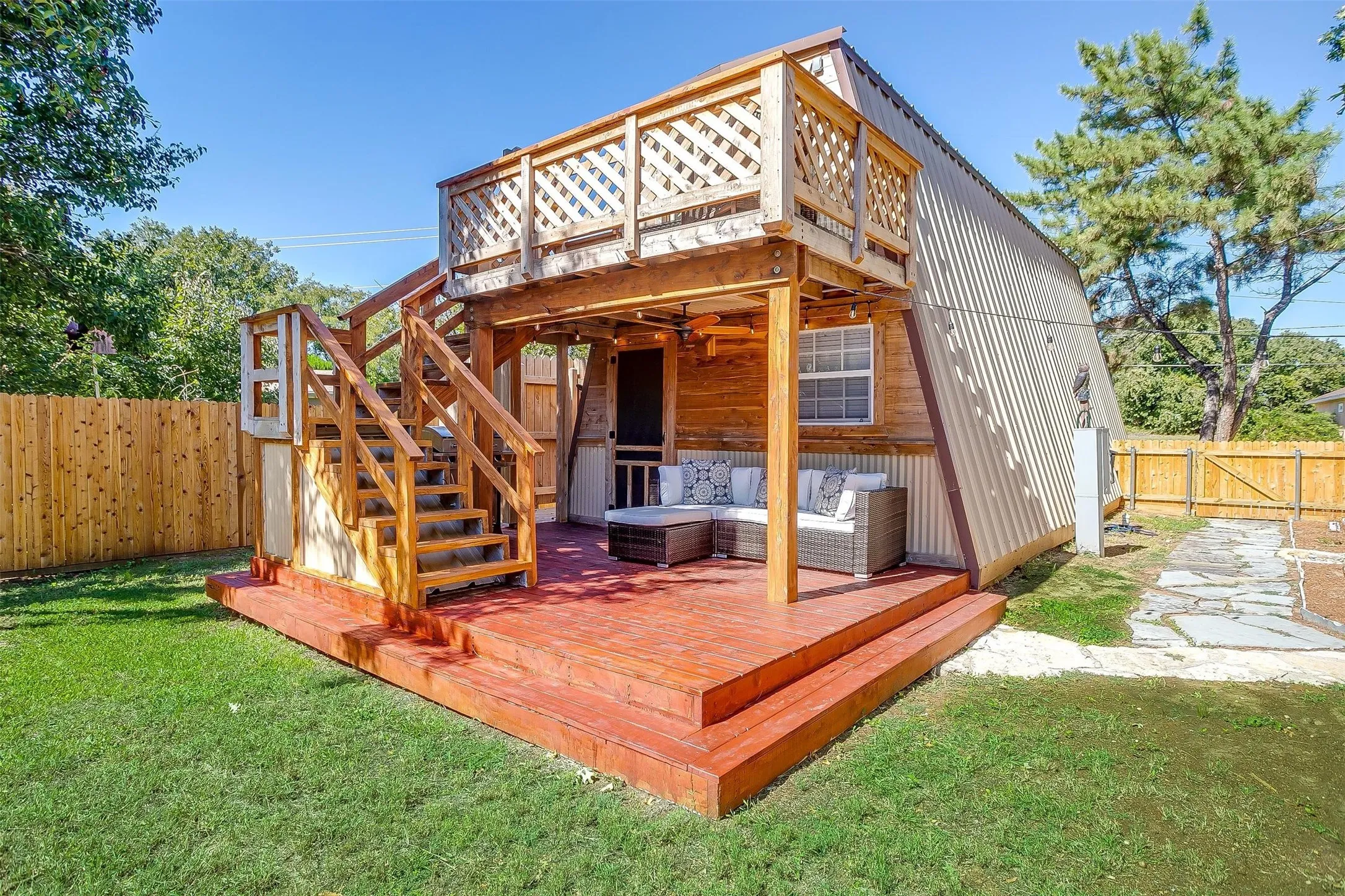 Single Family Residence For Rent in Hood County , 3209 Midway Court, Granbury, Texas 76049, 2 Bedroom, 2 Bathroom, 2 Garage spaces, 630 Sqft, built in 1970, mls#21377262, Real Estate Agent in Granbury, Homes For Rent in Hood county, Homes For Rent in Granbury, Realtor in Granbury Texas, Real Estate Brokerage Independent Realty Texas, Luminita Cordes Realtor