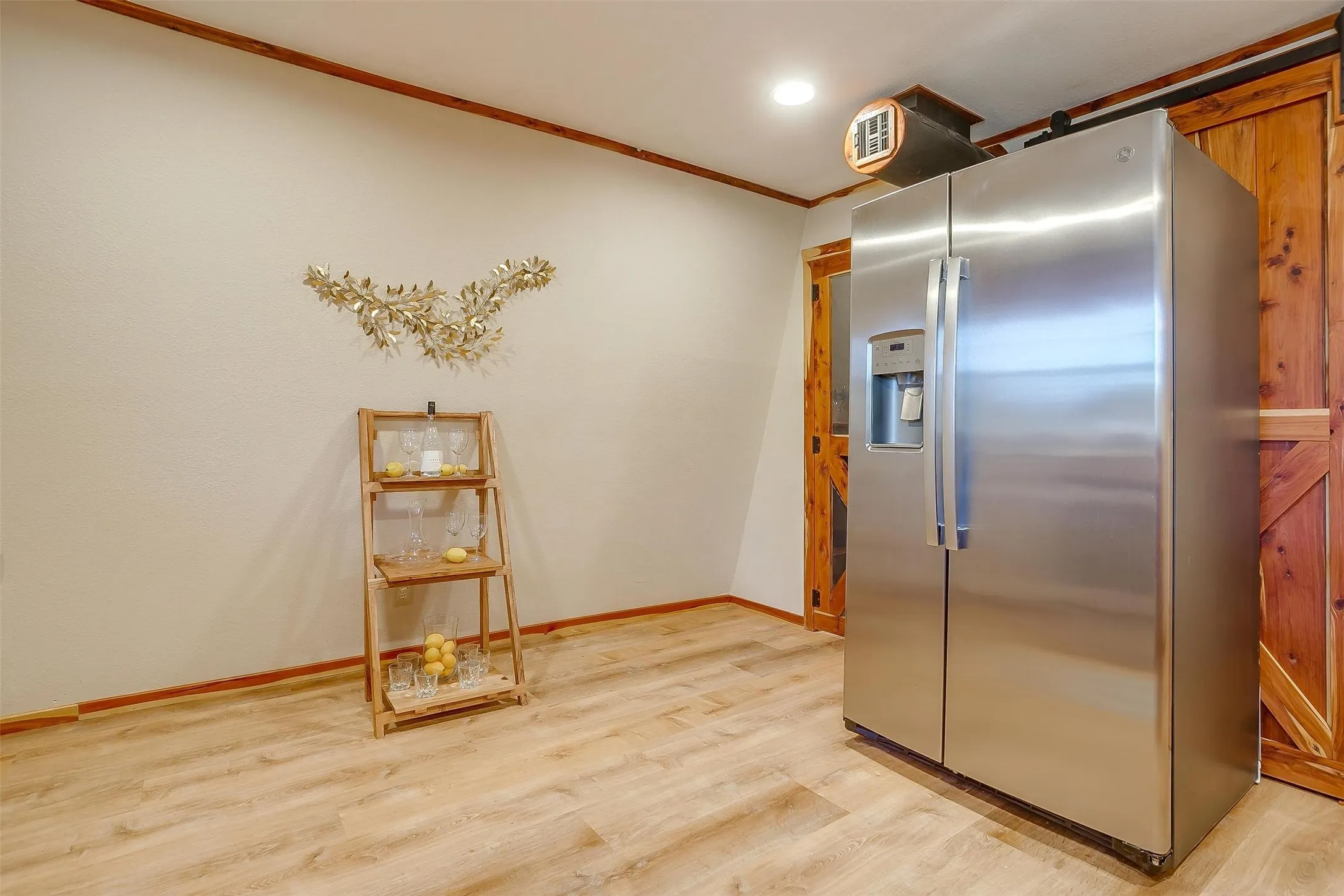 Single Family Residence For Rent in Hood County , 3209 Midway Court, Granbury, Texas 76049, 2 Bedroom, 2 Bathroom, 2 Garage spaces, 630 Sqft, built in 1970, mls#21377262, Real Estate Agent in Granbury, Homes For Rent in Hood county, Homes For Rent in Granbury, Realtor in Granbury Texas, Real Estate Brokerage Independent Realty Texas, Luminita Cordes Realtor