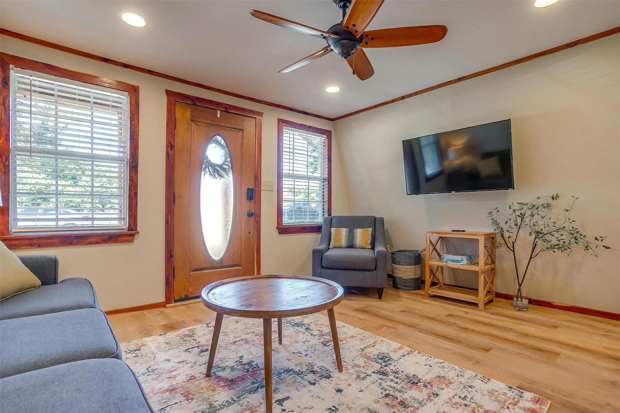 Single Family Residence For Rent in Hood County , 3209 Midway Court, Granbury, Texas 76049, 2 Bedroom, 2 Bathroom, 2 Garage spaces, 630 Sqft, built in 1970, mls#21377262, Real Estate Agent in Granbury, Homes For Rent in Hood county, Homes For Rent in Granbury, Realtor in Granbury Texas, Real Estate Brokerage Independent Realty Texas, Luminita Cordes Realtor
