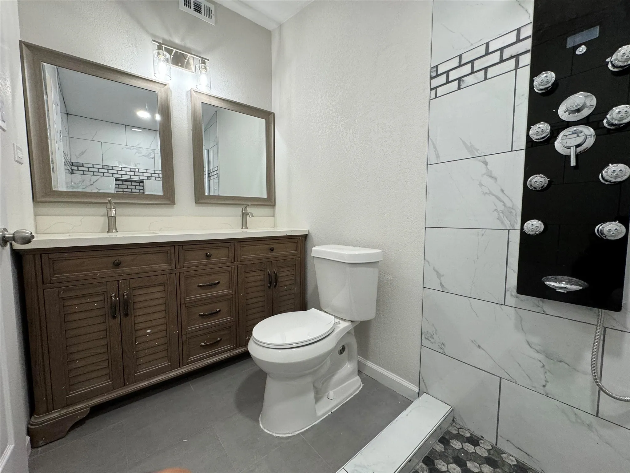 Single Family Residence For Sale in Collin County , 309 S Louisiana Street, Celina, Texas 75009, 3 Bedroom, 3 Bathroom, Garage spaces, 1,500 Sqft, built in 1995, mls#21377267, Real Estate Agent in Celina, Homes For Sale in Collin county, Homes For Sale in Celina, Realtor in Celina Texas, Real Estate Brokerage Independent Realty Texas, Luminita Cordes Realtor