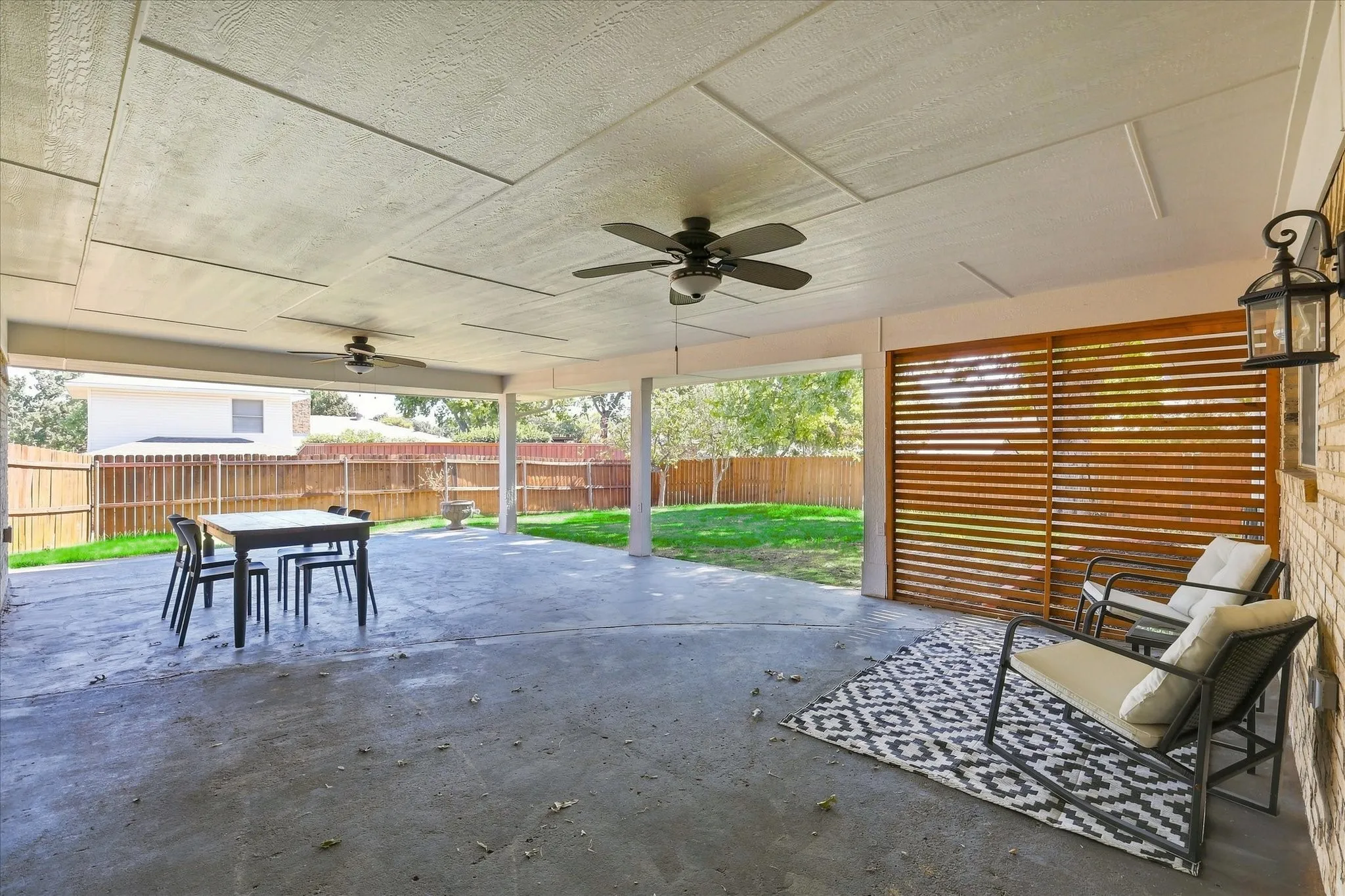 Huge back Patio!