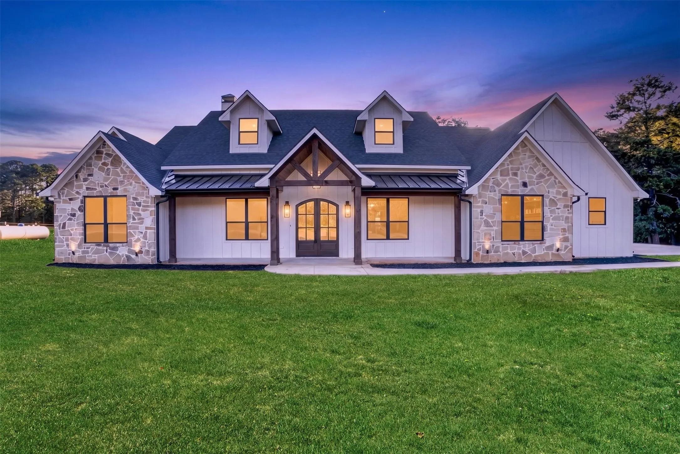 Single Family Residence For Sale in Harrison County , 2388 Lansing Switch Road, Longview, Texas 75602, 5 Bedroom, 4 Bathroom, 3 Garage spaces, 2,989 Sqft, built in 2026, mls#21377188, Real Estate Agent in Longview, Homes For Sale in Harrison county, Homes For Sale in Longview, Realtor in Longview Texas, Real Estate Brokerage Independent Realty Texas, Luminita Cordes Realtor