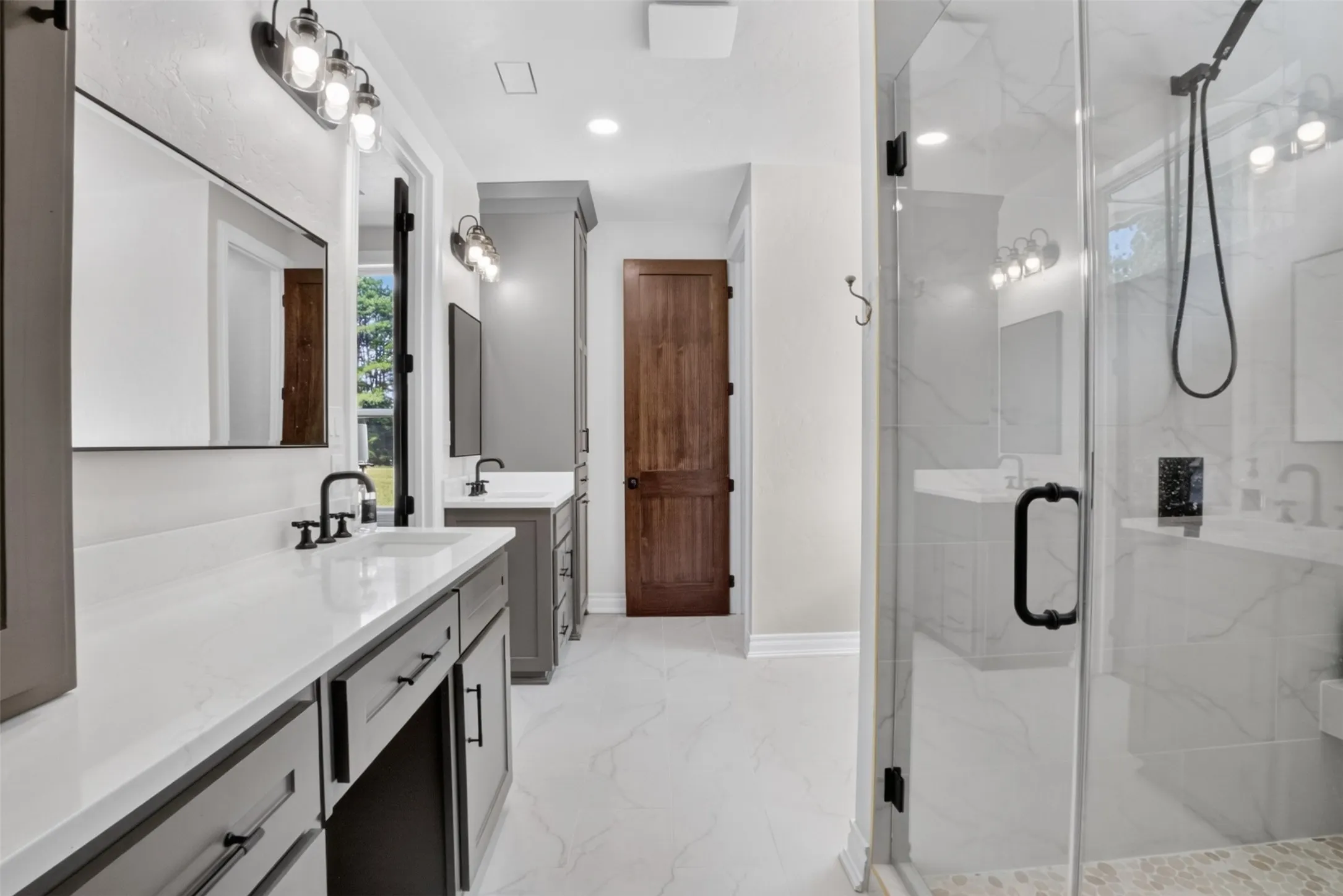 Single Family Residence For Sale in Harrison County , 2388 Lansing Switch Road, Longview, Texas 75602, 5 Bedroom, 4 Bathroom, 3 Garage spaces, 2,989 Sqft, built in 2026, mls#21377188, Real Estate Agent in Longview, Homes For Sale in Harrison county, Homes For Sale in Longview, Realtor in Longview Texas, Real Estate Brokerage Independent Realty Texas, Luminita Cordes Realtor