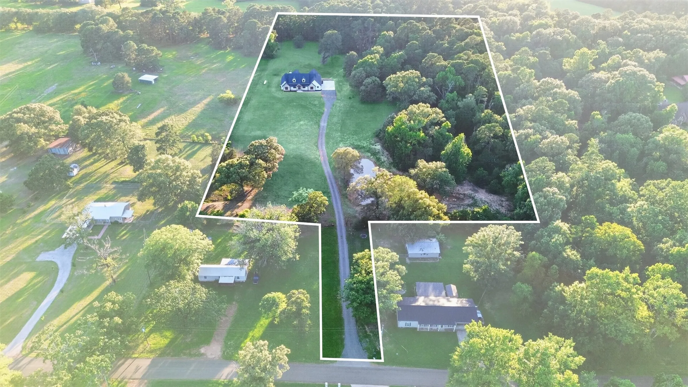 Single Family Residence For Sale in Harrison County , 2388 Lansing Switch Road, Longview, Texas 75602, 5 Bedroom, 4 Bathroom, 3 Garage spaces, 2,989 Sqft, built in 2026, mls#21377188, Real Estate Agent in Longview, Homes For Sale in Harrison county, Homes For Sale in Longview, Realtor in Longview Texas, Real Estate Brokerage Independent Realty Texas, Luminita Cordes Realtor