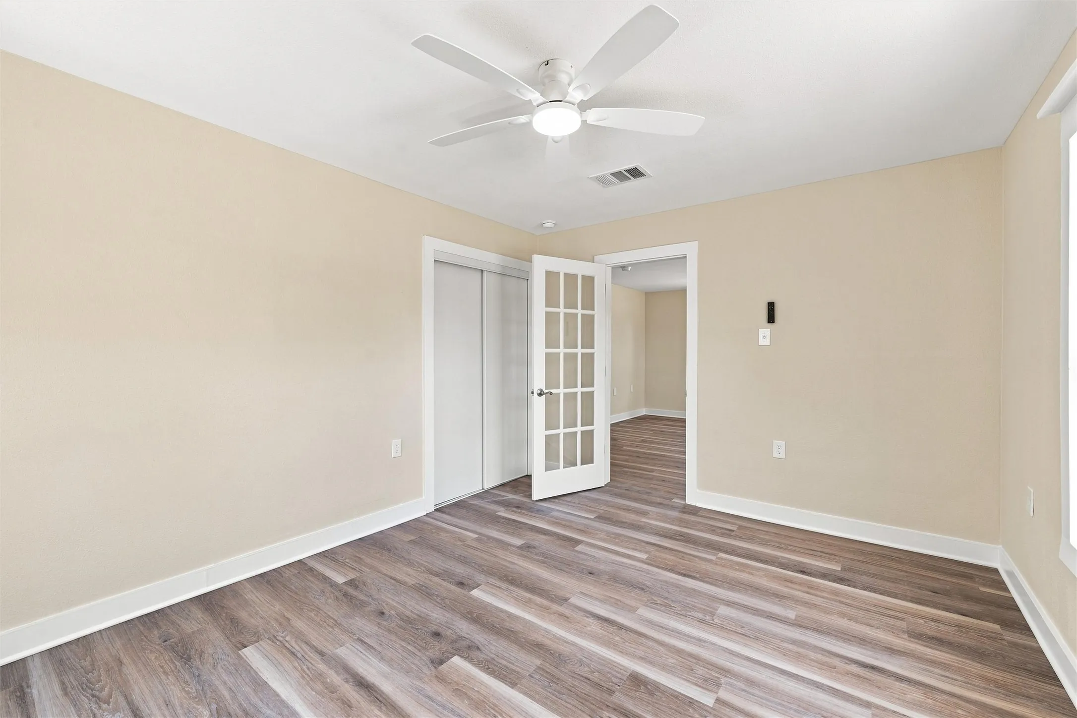 Single Family Residence For Sale in Mc Lennan County , 3401 Lasker Avenue, Waco, Texas 76707, 2 Bedroom, 1 Bathroom, Garage spaces, 1,056 Sqft, built in 1946, mls#21377148, Real Estate Agent in Waco, Homes For Sale in Mc Lennan county, Homes For Sale in Waco, Realtor in Waco Texas, Real Estate Brokerage Independent Realty Texas, Luminita Cordes Realtor