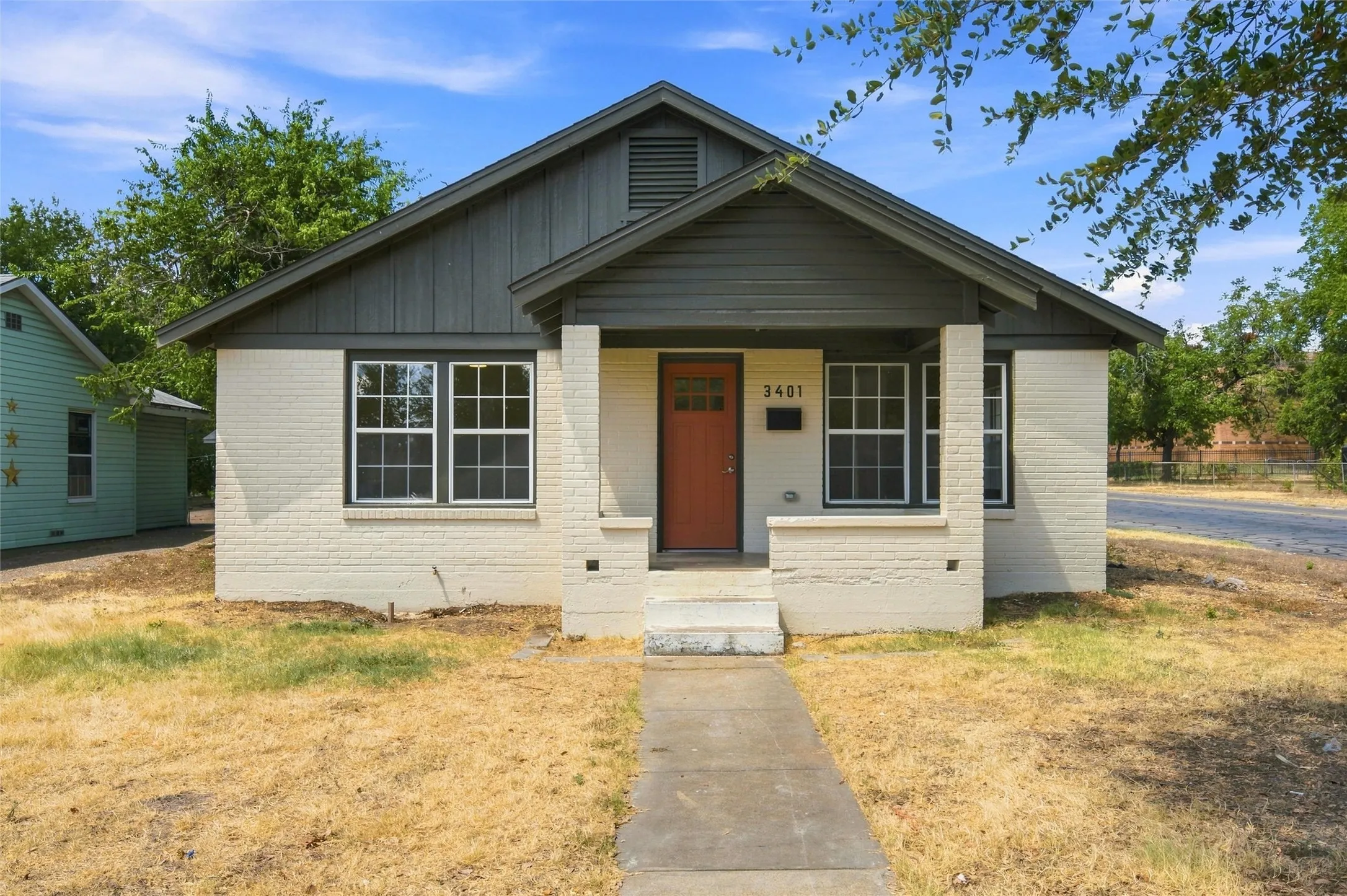 Single Family Residence For Sale in Mc Lennan County , 3401 Lasker Avenue, Waco, Texas 76707, 2 Bedroom, 1 Bathroom, Garage spaces, 1,056 Sqft, built in 1946, mls#21377148, Real Estate Agent in Waco, Homes For Sale in Mc Lennan county, Homes For Sale in Waco, Realtor in Waco Texas, Real Estate Brokerage Independent Realty Texas, Luminita Cordes Realtor