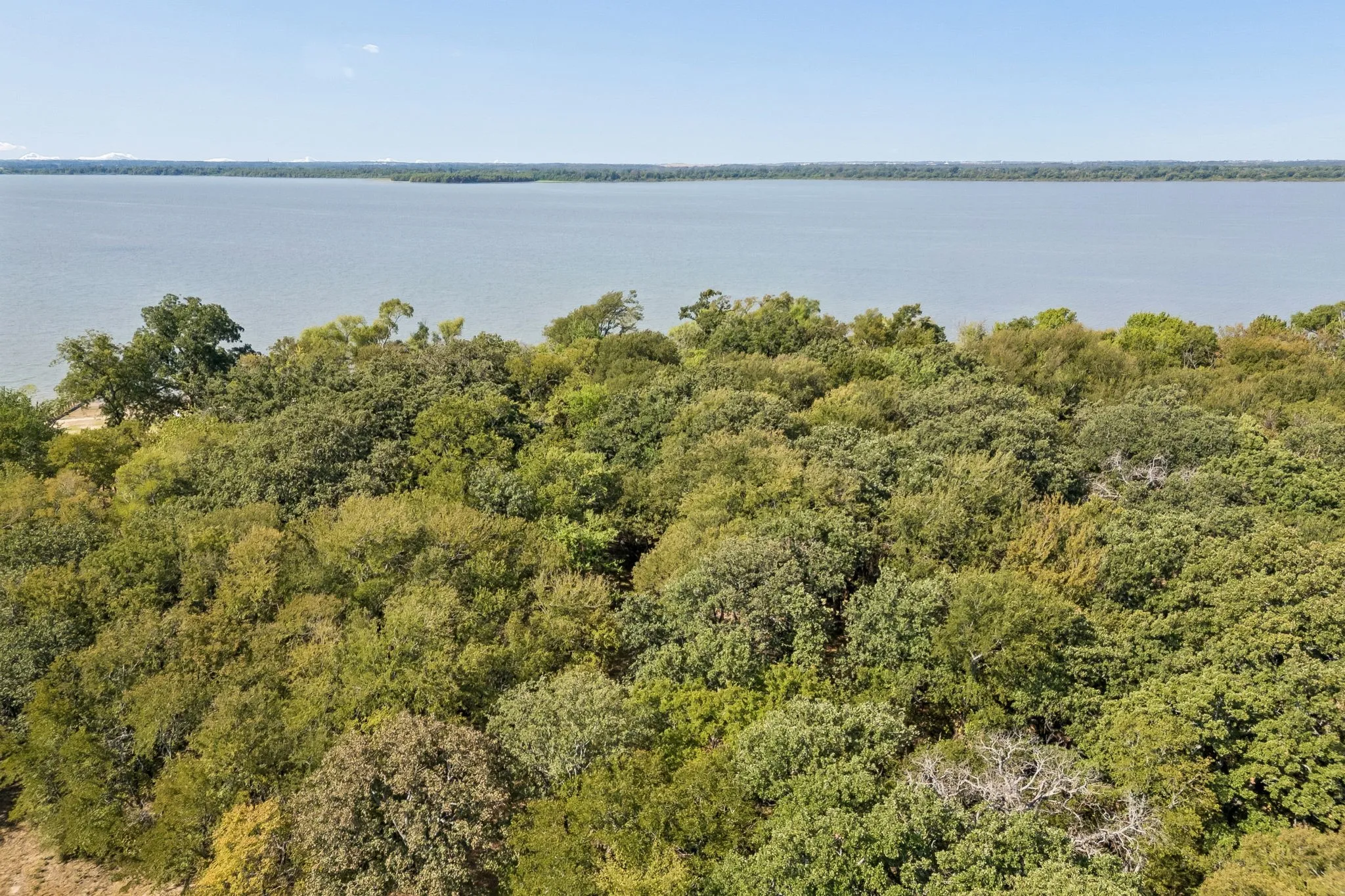 Single Family Residence For Sale in Denton County , 2301 Moseley Road, Cross Roads, Texas 76227, 2 Bedroom, 1 Bathroom, Garage spaces, 974 Sqft, built in 1975, mls#21376794, Real Estate Agent in Cross Roads, Homes For Sale in Denton county, Homes For Sale in Cross Roads, Realtor in Cross Roads Texas, Real Estate Brokerage Independent Realty Texas, Luminita Cordes Realtor