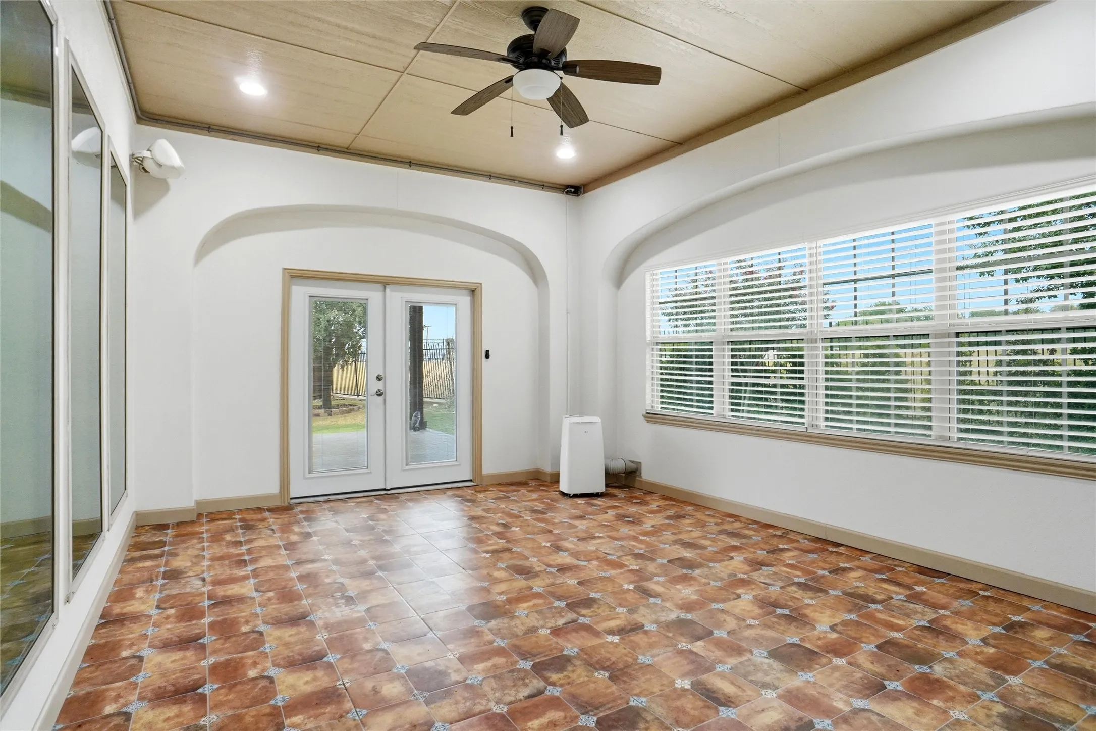 Huge Enclosed Patio with Room AC unit
