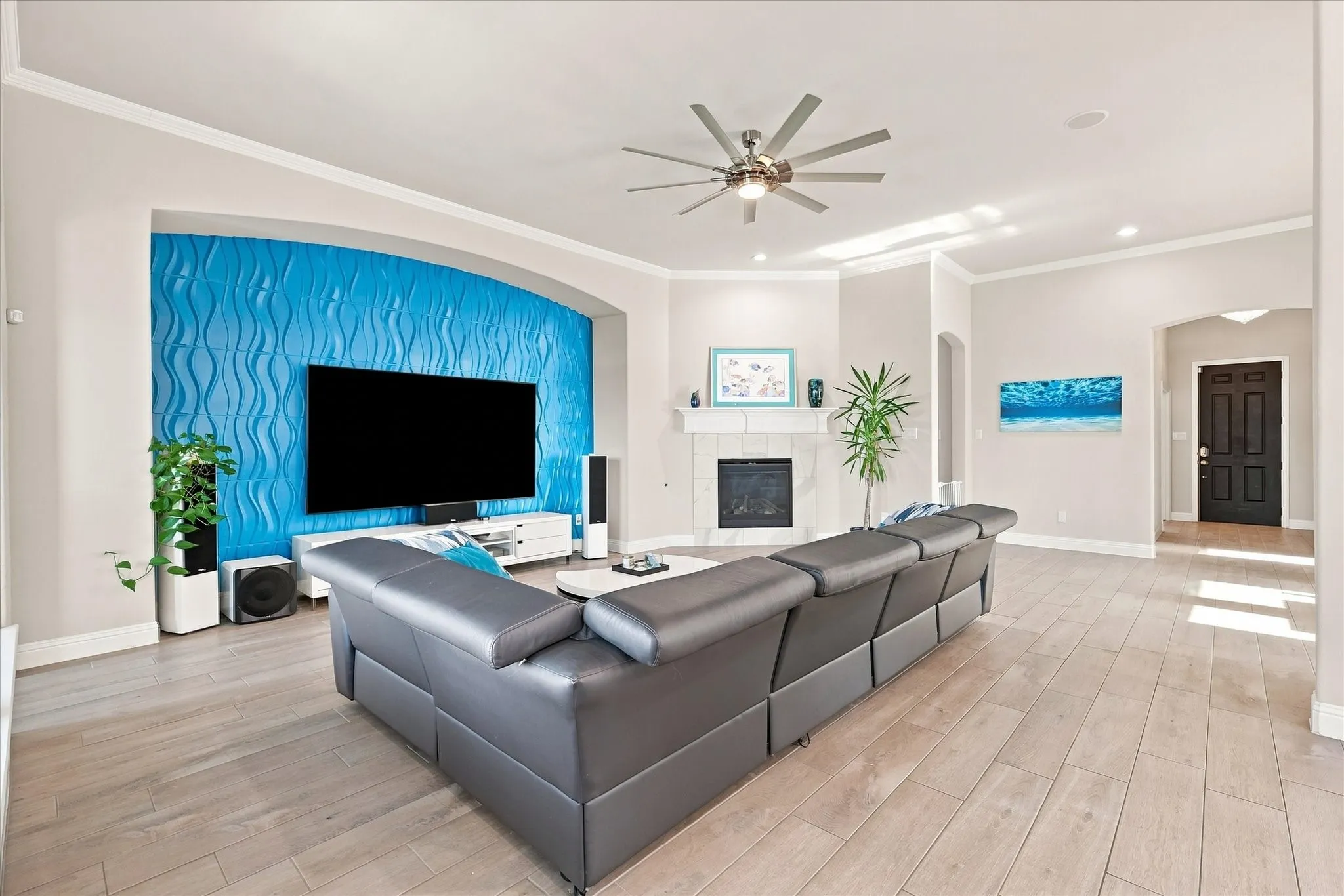 Single Family Residence For Sale in Denton County , 1305 Chiva Drive, Little Elm, Texas 75068, 4 Bedroom, 3 Bathroom, 3 Garage spaces, 2,670 Sqft, built in 2018, mls#21377065, Real Estate Agent in Little Elm, Homes For Sale in Denton county, Homes For Sale in Little Elm, Realtor in Little Elm Texas, Real Estate Brokerage Independent Realty Texas, Luminita Cordes Realtor