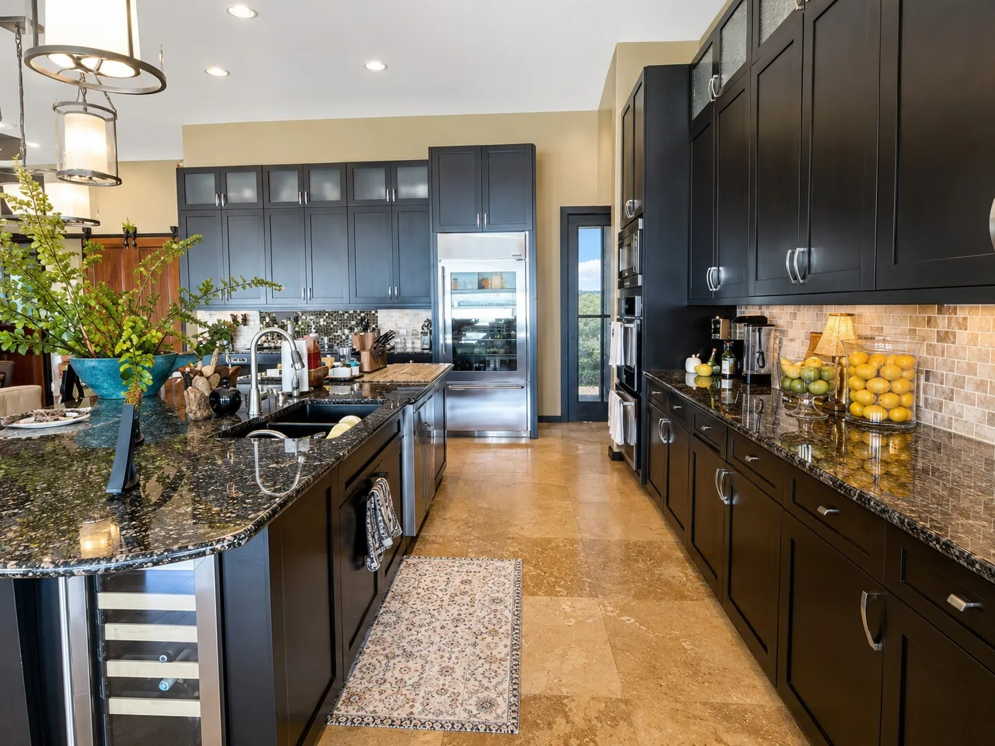Single Family Residence For Sale in Montgomery County , 182 April Waters Drive N, Montgomery, Texas 77356, 4 Bedroom, 4 Bathroom, 3 Garage spaces, 5,160 Sqft, built in 2008, mls#21375838, Real Estate Agent in Montgomery, Homes For Sale in Montgomery county, Homes For Sale in Montgomery, Realtor in Montgomery Texas, Real Estate Brokerage Independent Realty Texas, Luminita Cordes Realtor