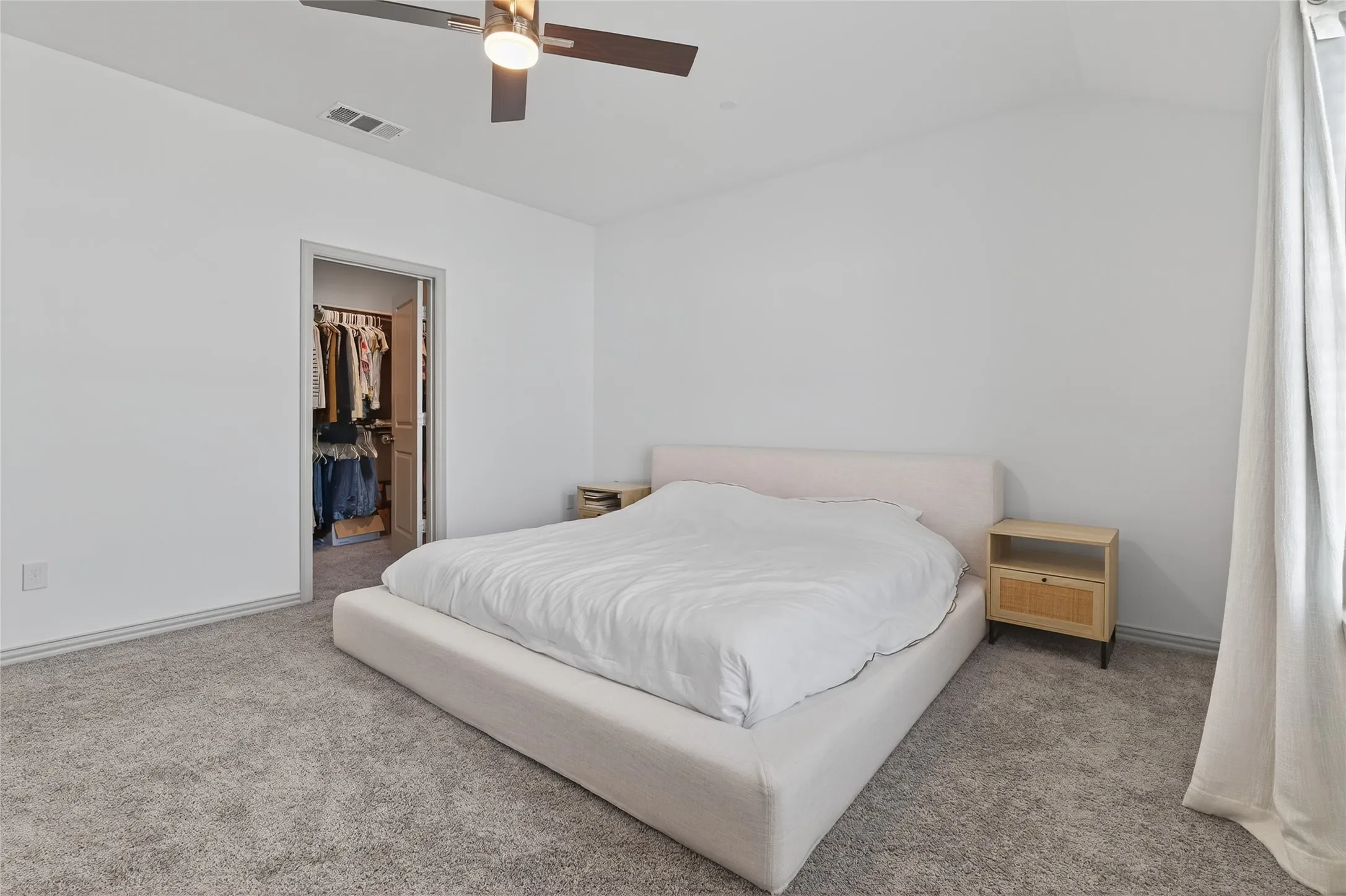 Townhouse For Sale in Collin County , 9000 Phoebe Road, Frisco, Texas 75035, 3 Bedroom, 3 Bathroom, 2 Garage spaces, 2,010 Sqft, built in 2022, mls#21377265, Real Estate Agent in Frisco, Homes For Sale in Collin county, Homes For Sale in Frisco, Realtor in Frisco Texas, Real Estate Brokerage Independent Realty Texas, Luminita Cordes Realtor