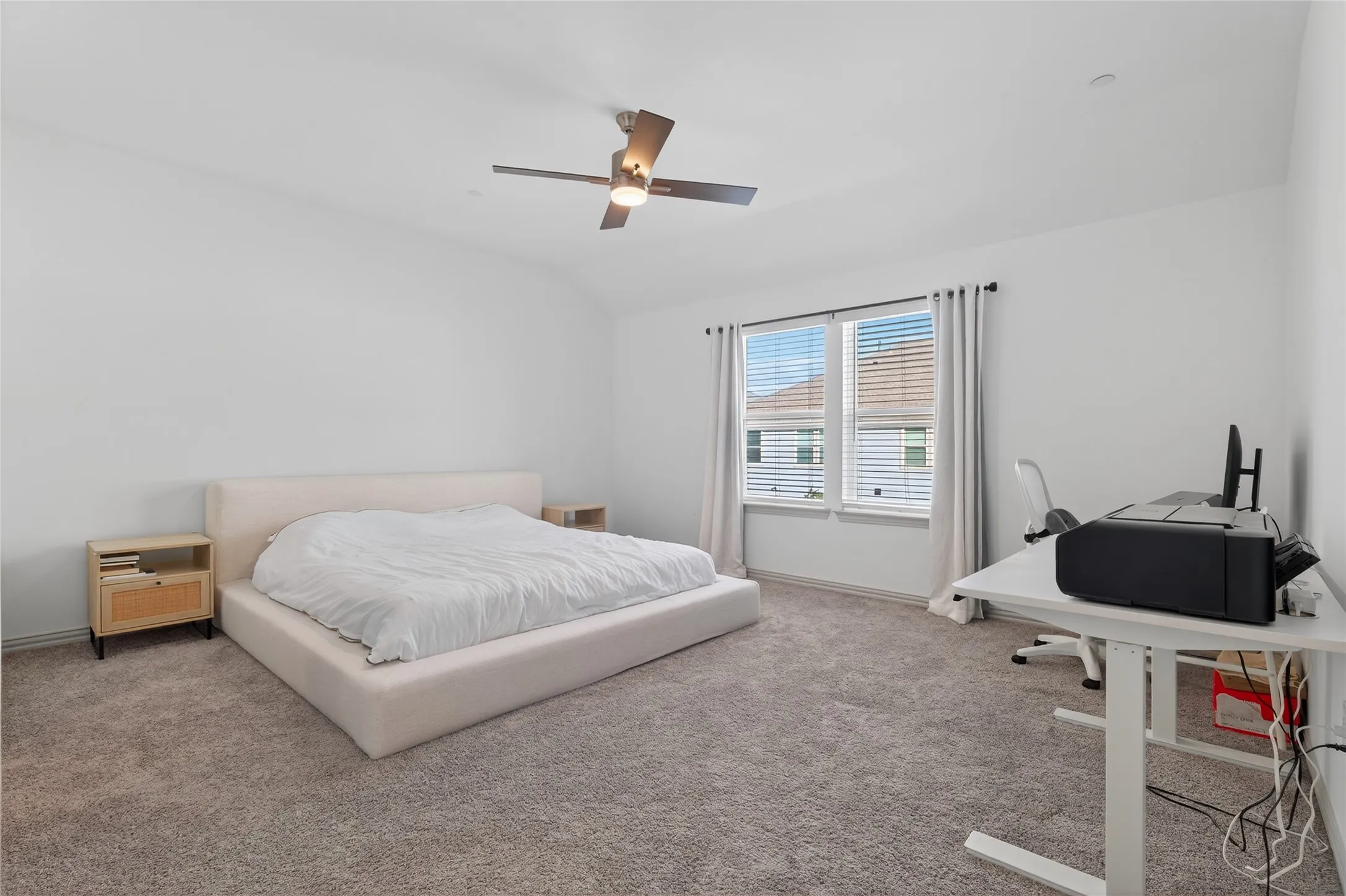 Townhouse For Sale in Collin County , 9000 Phoebe Road, Frisco, Texas 75035, 3 Bedroom, 3 Bathroom, 2 Garage spaces, 2,010 Sqft, built in 2022, mls#21377265, Real Estate Agent in Frisco, Homes For Sale in Collin county, Homes For Sale in Frisco, Realtor in Frisco Texas, Real Estate Brokerage Independent Realty Texas, Luminita Cordes Realtor