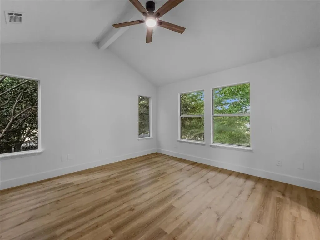 Single Family Residence For Sale in Tarrant County , 1020 Cheddar Court, Arlington, Texas 76017, 3 Bedroom, 3 Bathroom, Garage spaces, 1,524 Sqft, built in 1996, mls#21377244, Real Estate Agent in Arlington, Homes For Sale in Tarrant county, Homes For Sale in Arlington, Realtor in Arlington Texas, Real Estate Brokerage Independent Realty Texas, Luminita Cordes Realtor