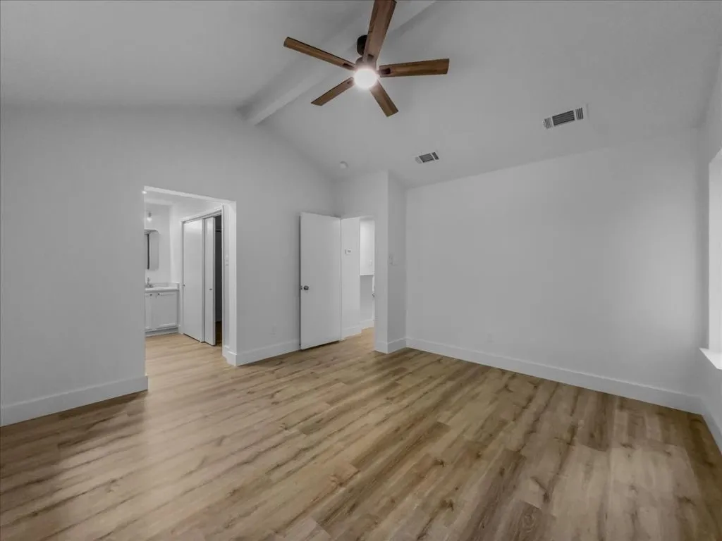 Single Family Residence For Sale in Tarrant County , 1020 Cheddar Court, Arlington, Texas 76017, 3 Bedroom, 3 Bathroom, Garage spaces, 1,524 Sqft, built in 1996, mls#21377244, Real Estate Agent in Arlington, Homes For Sale in Tarrant county, Homes For Sale in Arlington, Realtor in Arlington Texas, Real Estate Brokerage Independent Realty Texas, Luminita Cordes Realtor