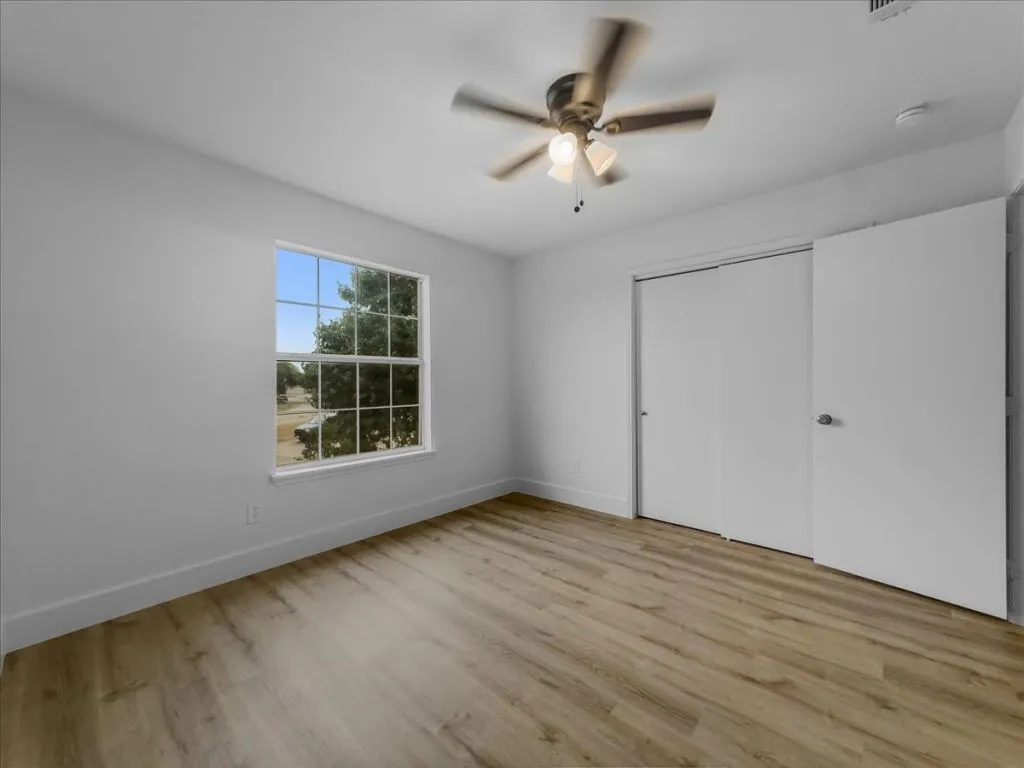 Single Family Residence For Sale in Tarrant County , 1020 Cheddar Court, Arlington, Texas 76017, 3 Bedroom, 3 Bathroom, Garage spaces, 1,524 Sqft, built in 1996, mls#21377244, Real Estate Agent in Arlington, Homes For Sale in Tarrant county, Homes For Sale in Arlington, Realtor in Arlington Texas, Real Estate Brokerage Independent Realty Texas, Luminita Cordes Realtor