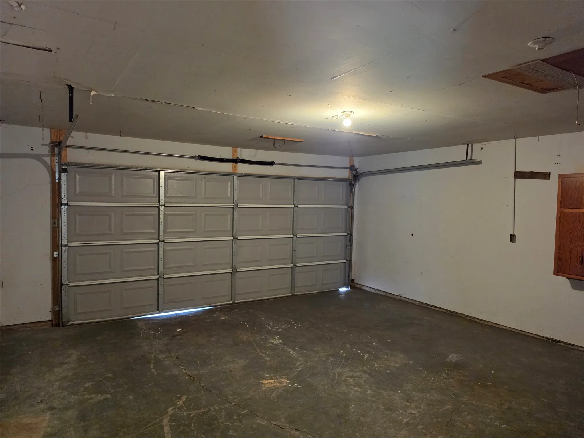 Single Family Residence For Rent in Taylor County , 1685 N Willis Street, Abilene, Texas 79603, 3 Bedroom, 2 Bathroom, 2 Garage spaces, 1,349 Sqft, built in 1957, mls#21377286, Real Estate Agent in Abilene, Homes For Rent in Taylor county, Homes For Rent in Abilene, Realtor in Abilene Texas, Real Estate Brokerage Independent Realty Texas, Luminita Cordes Realtor