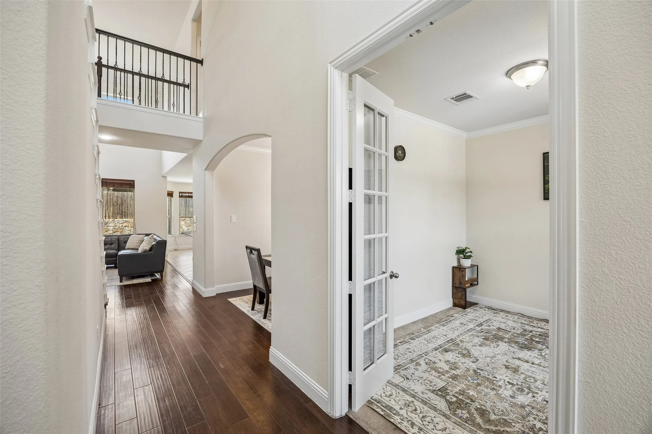 Single Family Residence For Sale in Collin County , 1813 Lisburn Drive, Mc Kinney, Texas 75071, 4 Bedroom, 4 Bathroom, 2 Garage spaces, 3,032 Sqft, built in 2017, mls#21374739, Real Estate Agent in Mc Kinney, Homes For Sale in Collin county, Homes For Sale in Mc Kinney, Realtor in Mc Kinney Texas, Real Estate Brokerage Independent Realty Texas, Luminita Cordes Realtor