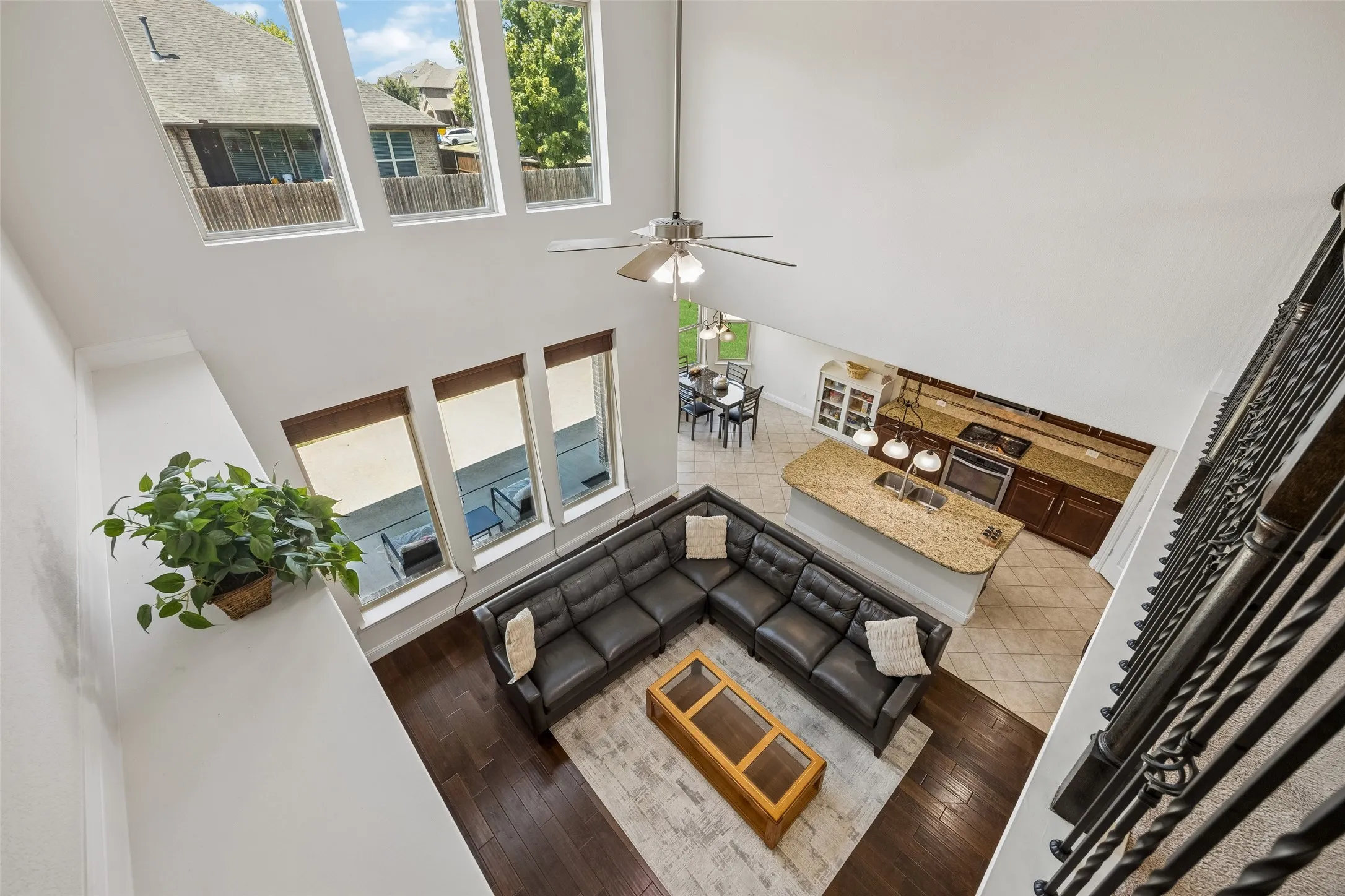 Single Family Residence For Sale in Collin County , 1813 Lisburn Drive, Mc Kinney, Texas 75071, 4 Bedroom, 4 Bathroom, 2 Garage spaces, 3,032 Sqft, built in 2017, mls#21374739, Real Estate Agent in Mc Kinney, Homes For Sale in Collin county, Homes For Sale in Mc Kinney, Realtor in Mc Kinney Texas, Real Estate Brokerage Independent Realty Texas, Luminita Cordes Realtor