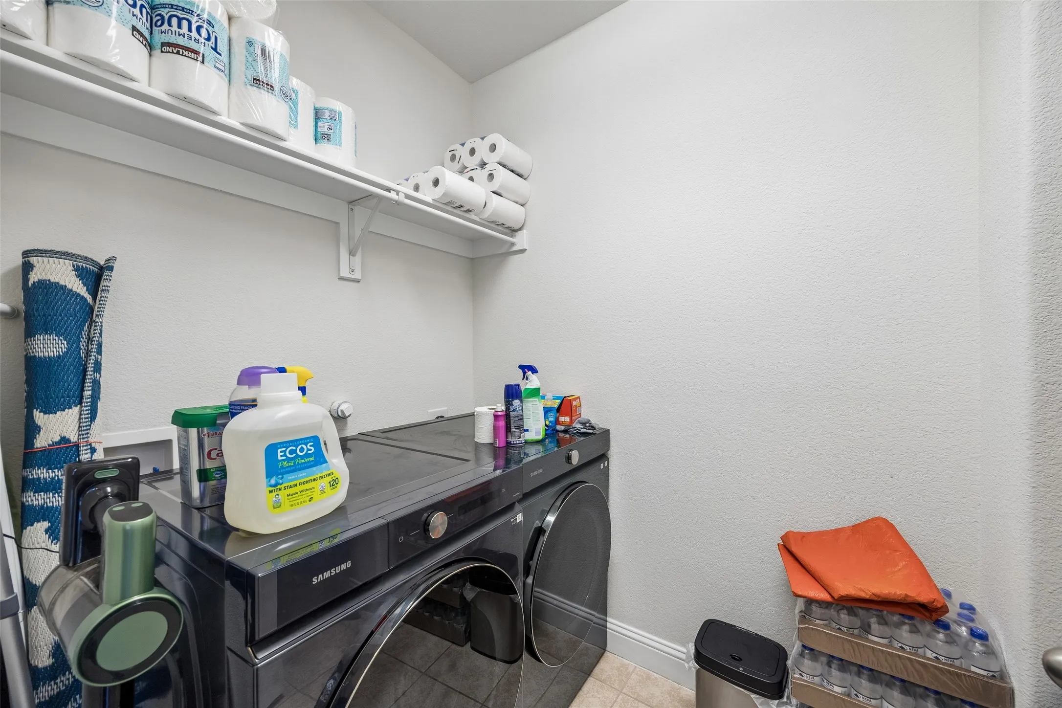 Single Family Residence For Sale in Collin County , 1813 Lisburn Drive, Mc Kinney, Texas 75071, 4 Bedroom, 4 Bathroom, 2 Garage spaces, 3,032 Sqft, built in 2017, mls#21374739, Real Estate Agent in Mc Kinney, Homes For Sale in Collin county, Homes For Sale in Mc Kinney, Realtor in Mc Kinney Texas, Real Estate Brokerage Independent Realty Texas, Luminita Cordes Realtor