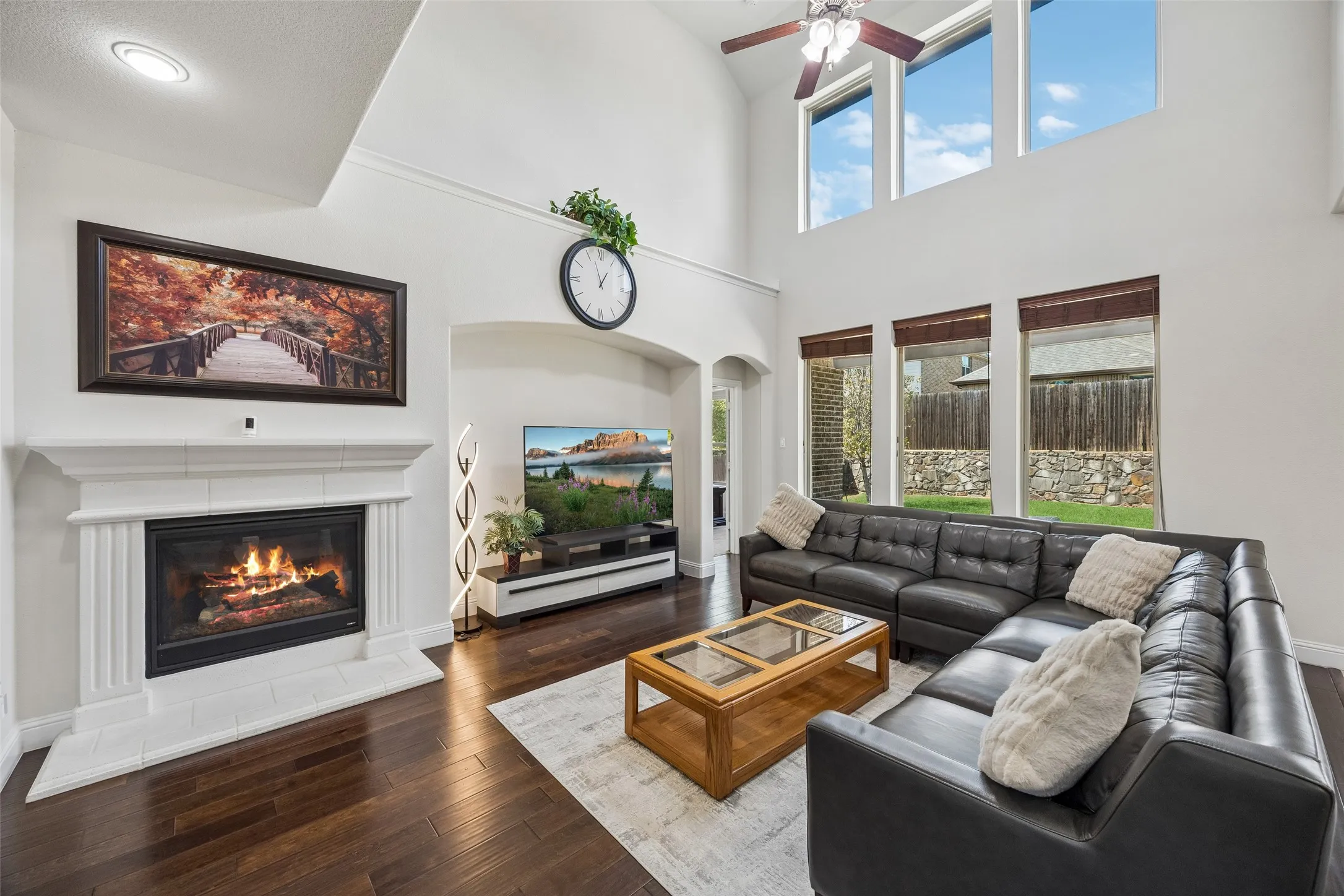 Single Family Residence For Sale in Collin County , 1813 Lisburn Drive, Mc Kinney, Texas 75071, 4 Bedroom, 4 Bathroom, 2 Garage spaces, 3,032 Sqft, built in 2017, mls#21374739, Real Estate Agent in Mc Kinney, Homes For Sale in Collin county, Homes For Sale in Mc Kinney, Realtor in Mc Kinney Texas, Real Estate Brokerage Independent Realty Texas, Luminita Cordes Realtor