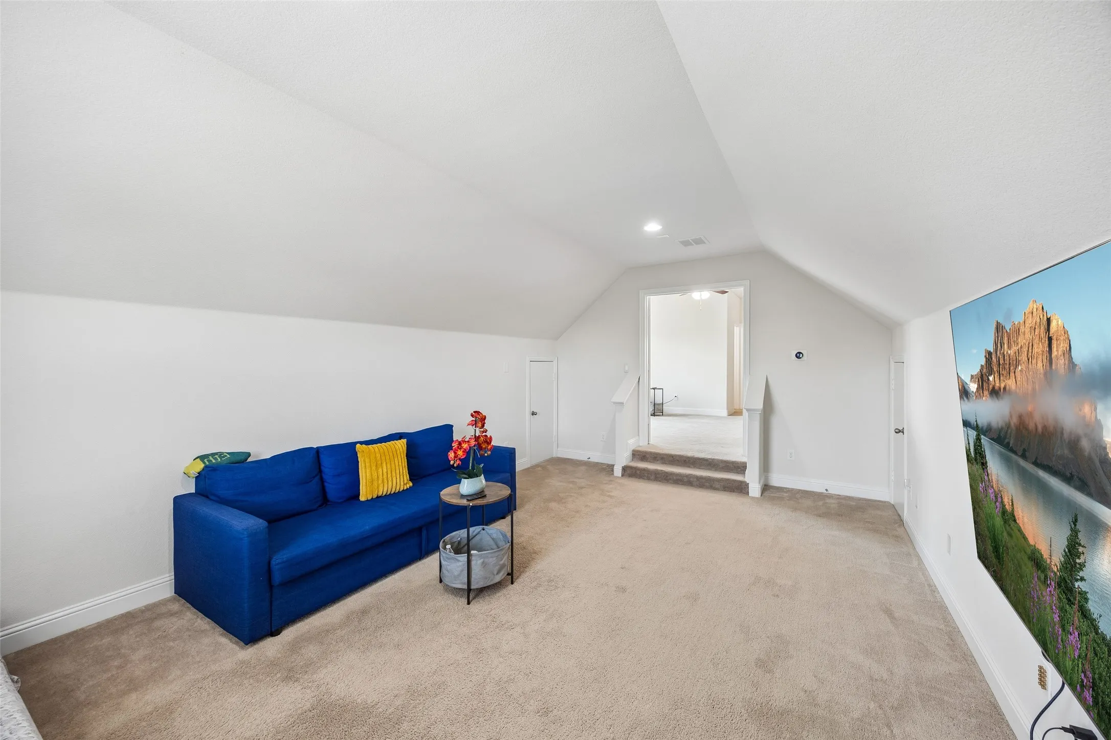 Single Family Residence For Sale in Collin County , 1813 Lisburn Drive, Mc Kinney, Texas 75071, 4 Bedroom, 4 Bathroom, 2 Garage spaces, 3,032 Sqft, built in 2017, mls#21374739, Real Estate Agent in Mc Kinney, Homes For Sale in Collin county, Homes For Sale in Mc Kinney, Realtor in Mc Kinney Texas, Real Estate Brokerage Independent Realty Texas, Luminita Cordes Realtor