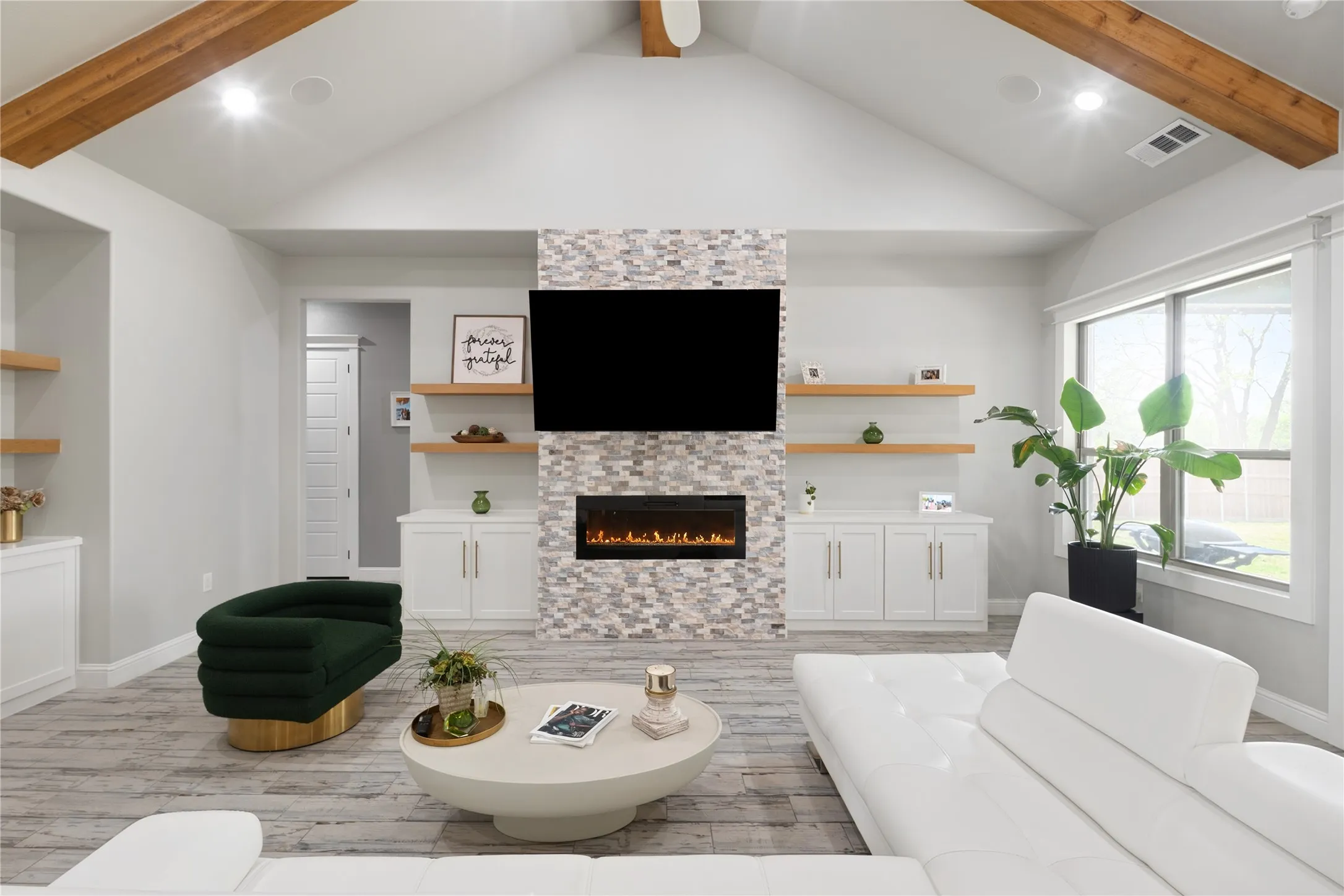 Single Family Residence For Sale in Hunt County , 5615 FM 6, Josephine, Texas 75135, 4 Bedroom, 3 Bathroom, 4 Garage spaces, 4,203 Sqft, built in 2022, mls#21377243, Real Estate Agent in Josephine, Homes For Sale in Hunt county, Homes For Sale in Josephine, Realtor in Josephine Texas, Real Estate Brokerage Independent Realty Texas, Luminita Cordes Realtor