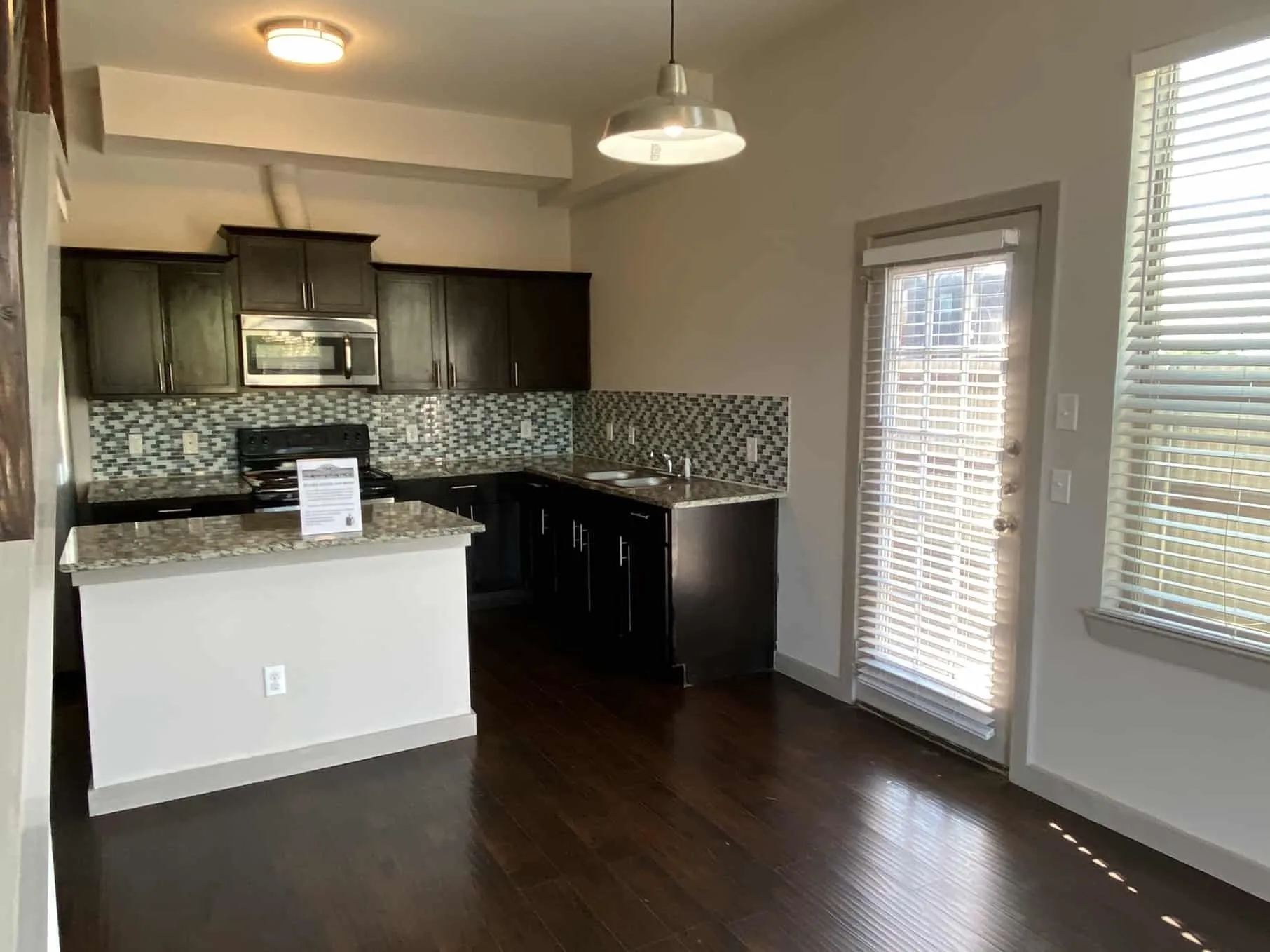 Townhouse For Rent in Tarrant County , 3601 Valley Vista Drive 107, Hurst, Texas 76053, 3 Bedroom, 2 Bathroom, Garage spaces, 1,520 Sqft, built in 2013, mls#21358565, Real Estate Agent in Hurst, Homes For Rent in Tarrant county, Homes For Rent in Hurst, Realtor in Hurst Texas, Real Estate Brokerage Independent Realty Texas, Luminita Cordes Realtor