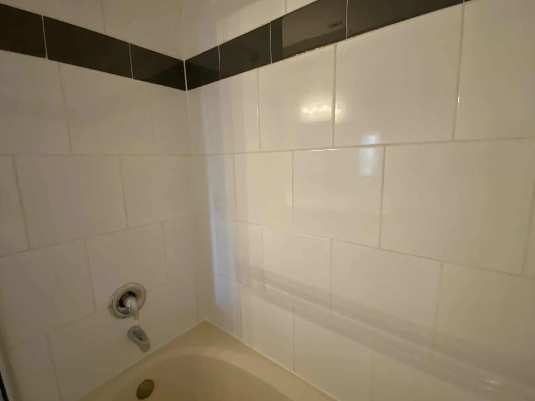 Townhouse For Rent in Tarrant County , 3601 Valley Vista Drive 107, Hurst, Texas 76053, 3 Bedroom, 2 Bathroom, Garage spaces, 1,520 Sqft, built in 2013, mls#21358565, Real Estate Agent in Hurst, Homes For Rent in Tarrant county, Homes For Rent in Hurst, Realtor in Hurst Texas, Real Estate Brokerage Independent Realty Texas, Luminita Cordes Realtor