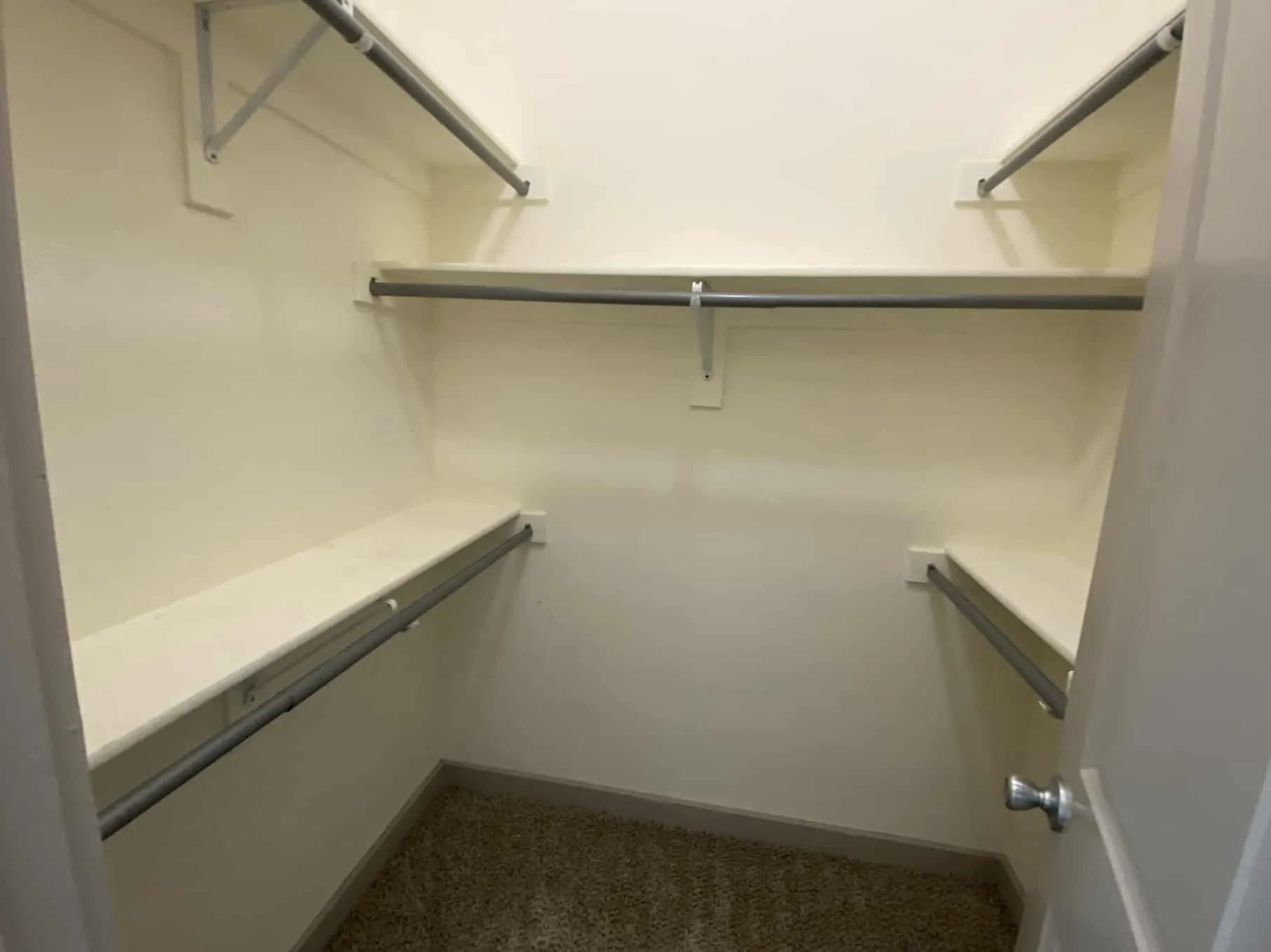Townhouse For Rent in Tarrant County , 3601 Valley Vista Drive 107, Hurst, Texas 76053, 3 Bedroom, 2 Bathroom, Garage spaces, 1,520 Sqft, built in 2013, mls#21358565, Real Estate Agent in Hurst, Homes For Rent in Tarrant county, Homes For Rent in Hurst, Realtor in Hurst Texas, Real Estate Brokerage Independent Realty Texas, Luminita Cordes Realtor