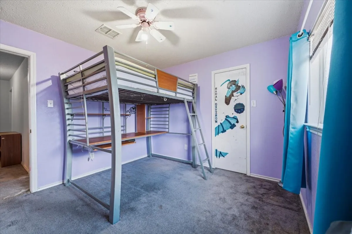 Single Family Residence For Sale in Tarrant County , 7207 Port Phillip Drive, Arlington, Texas 76002, 4 Bedroom, 3 Bathroom, 2 Garage spaces, 2,576 Sqft, built in 1999, mls#21377158, Real Estate Agent in Arlington, Homes For Sale in Tarrant county, Homes For Sale in Arlington, Realtor in Arlington Texas, Real Estate Brokerage Independent Realty Texas, Luminita Cordes Realtor