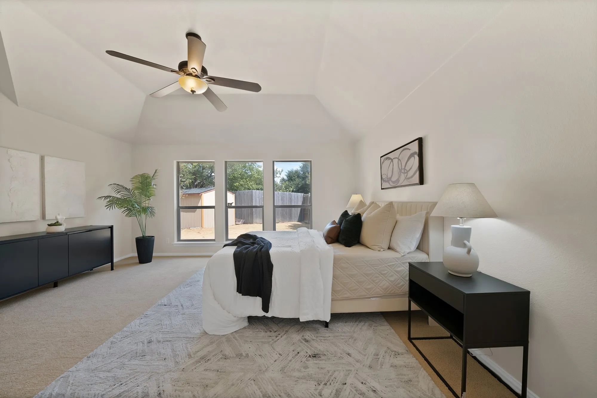 Single Family Residence For Sale in Tarrant County , 137 Hirth Drive, Crowley, Texas 76036, 3 Bedroom, 2 Bathroom, 2 Garage spaces, 1,792 Sqft, built in 2003, mls#21371219, Real Estate Agent in Crowley, Homes For Sale in Tarrant county, Homes For Sale in Crowley, Realtor in Crowley Texas, Real Estate Brokerage Independent Realty Texas, Luminita Cordes Realtor