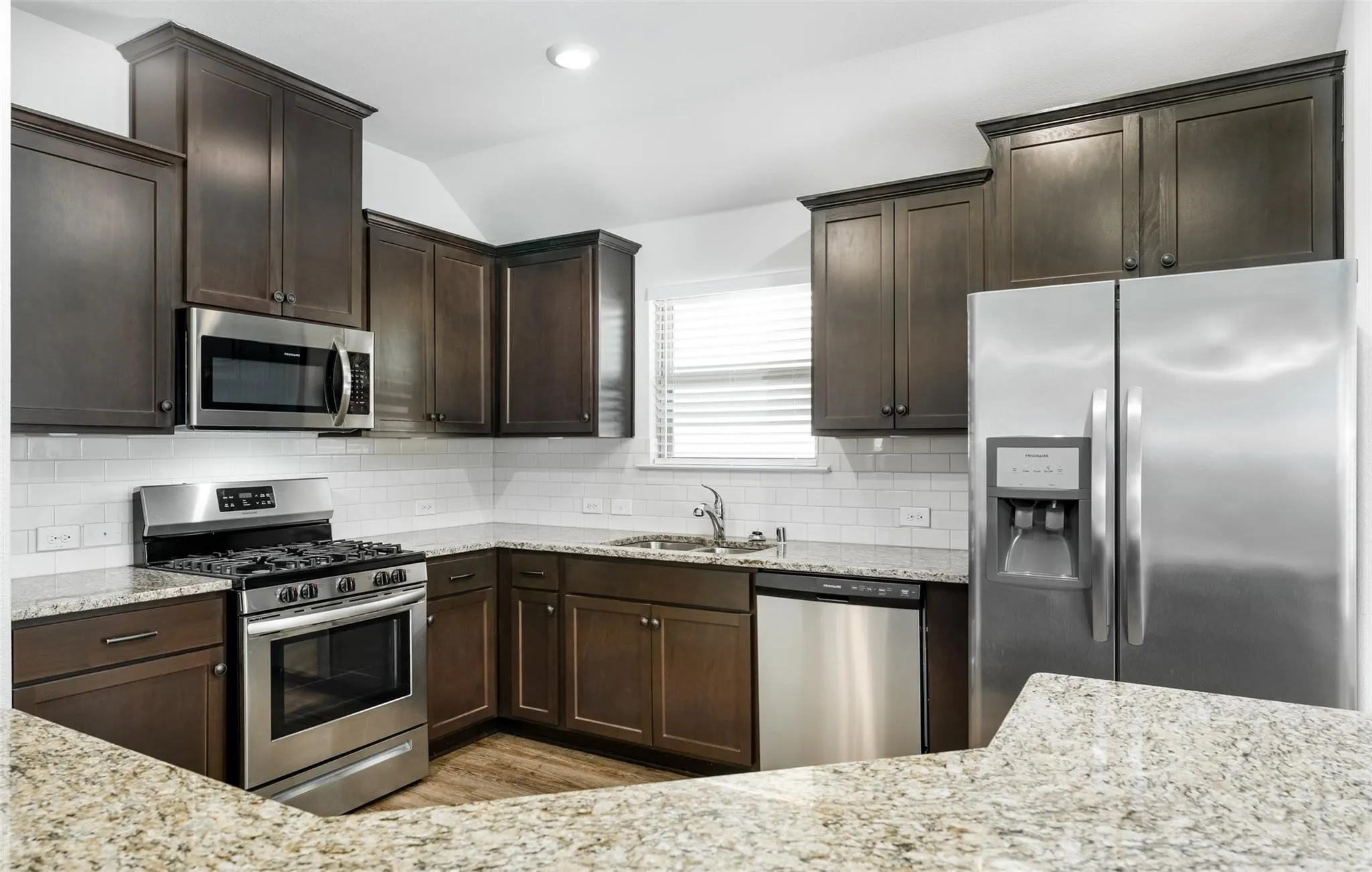 Single Family Residence For Rent in Collin County , 716 Bluebird Way, Celina, Texas 75009, 3 Bedroom, 2 Bathroom, 2 Garage spaces, 2,069 Sqft, built in 2018, mls#21377283, Real Estate Agent in Celina, Homes For Rent in Collin county, Homes For Rent in Celina, Realtor in Celina Texas, Real Estate Brokerage Independent Realty Texas, Luminita Cordes Realtor