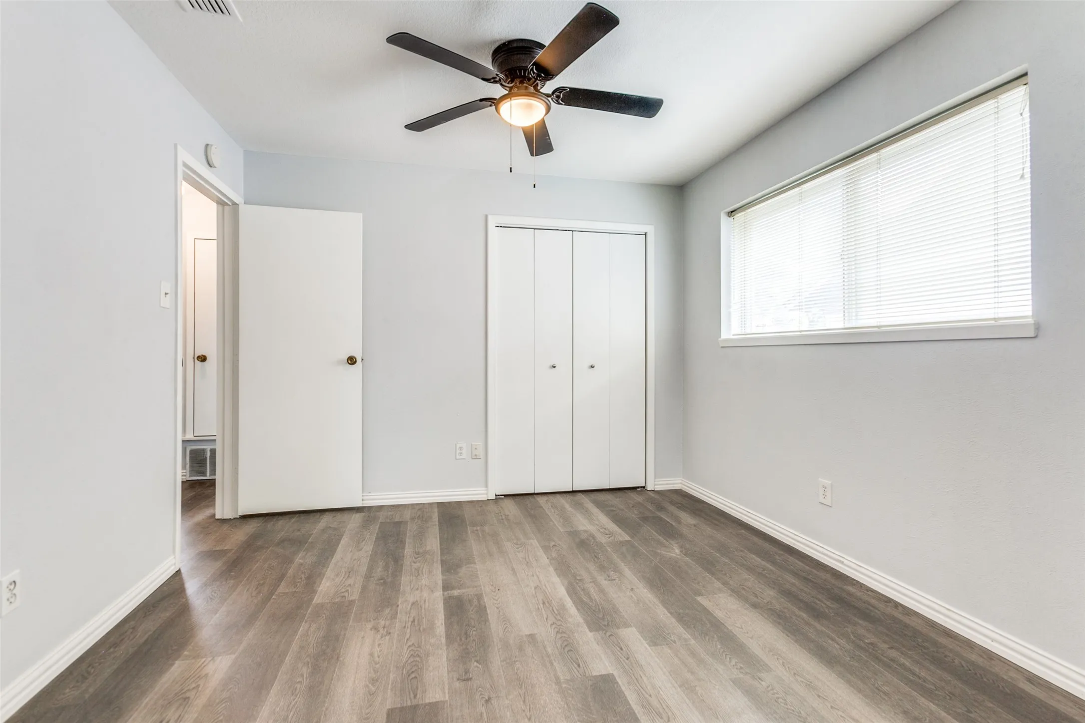 Single Family Residence For Rent in Dallas County , 2130 Richwood Drive, Garland, Texas 75044, 3 Bedroom, 2 Bathroom, 2 Garage spaces, 1,614 Sqft, built in 1972, mls#21377299, Real Estate Agent in Garland, Homes For Rent in Dallas county, Homes For Rent in Garland, Realtor in Garland Texas, Real Estate Brokerage Independent Realty Texas, Luminita Cordes Realtor
